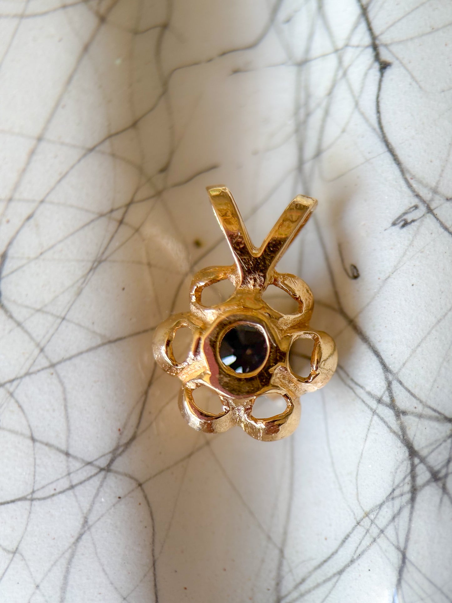 Vintage Natural Sapphire Flower 14k Yellow Gold Charm