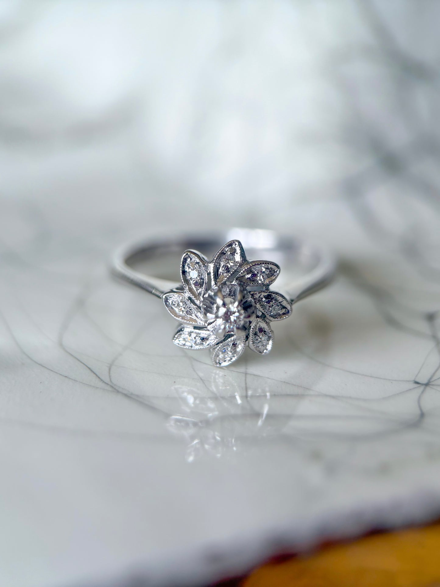 Vintage Flower Natural Diamond 18k White Gold Ring