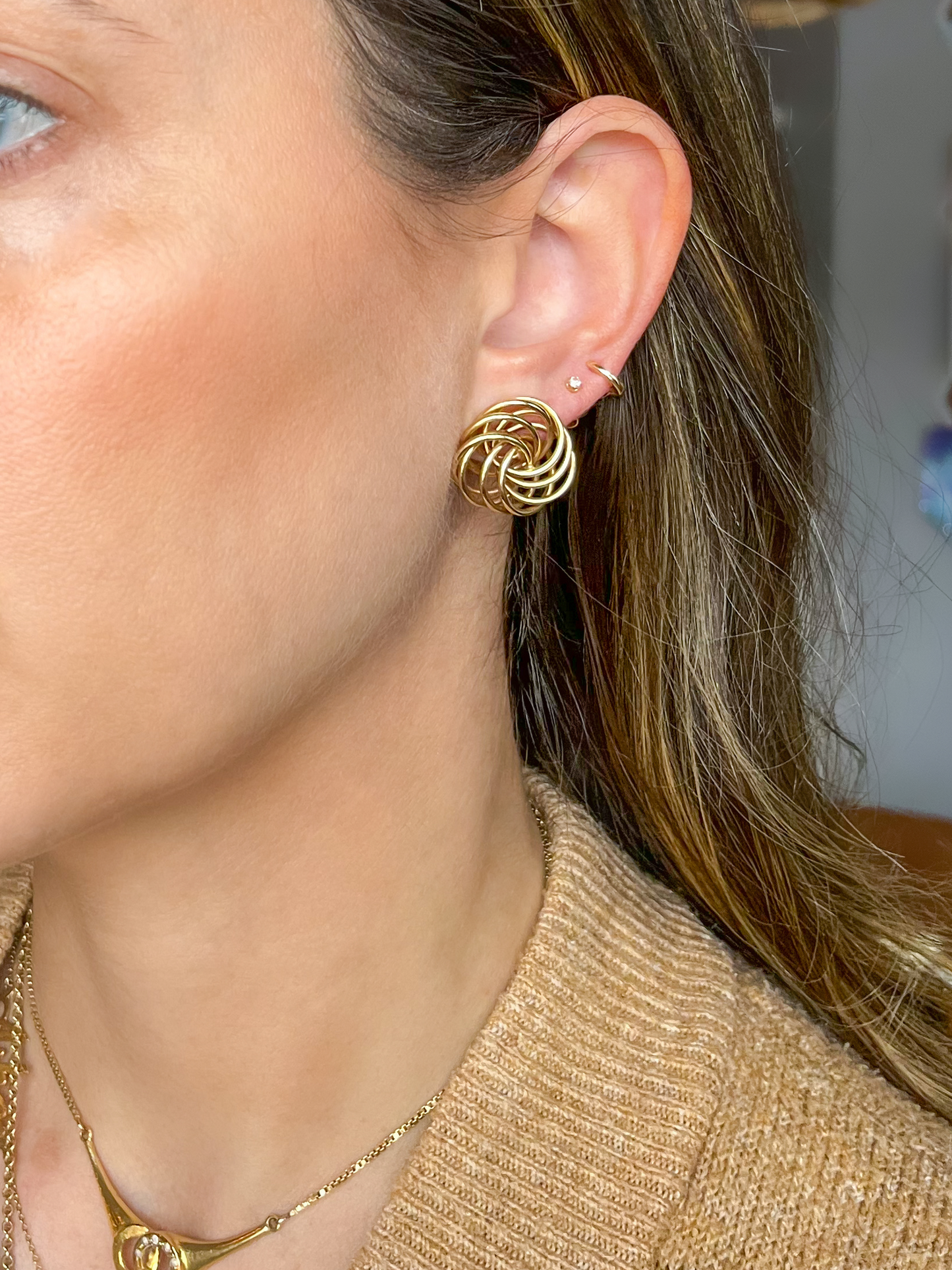 Vintage Large Knot 14k Yellow Gold Stud Earrings, circa 1980s