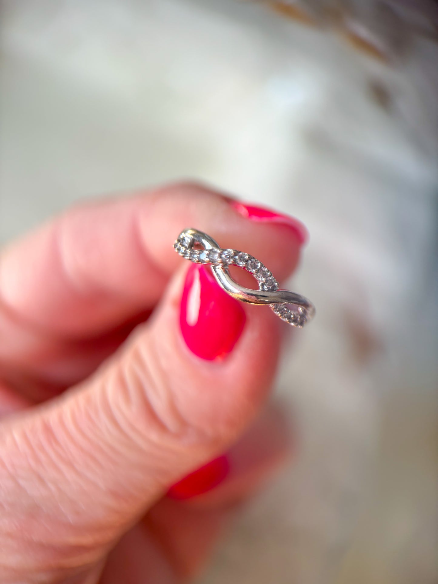 Vintage Natural Diamond 10k White Gold Ring