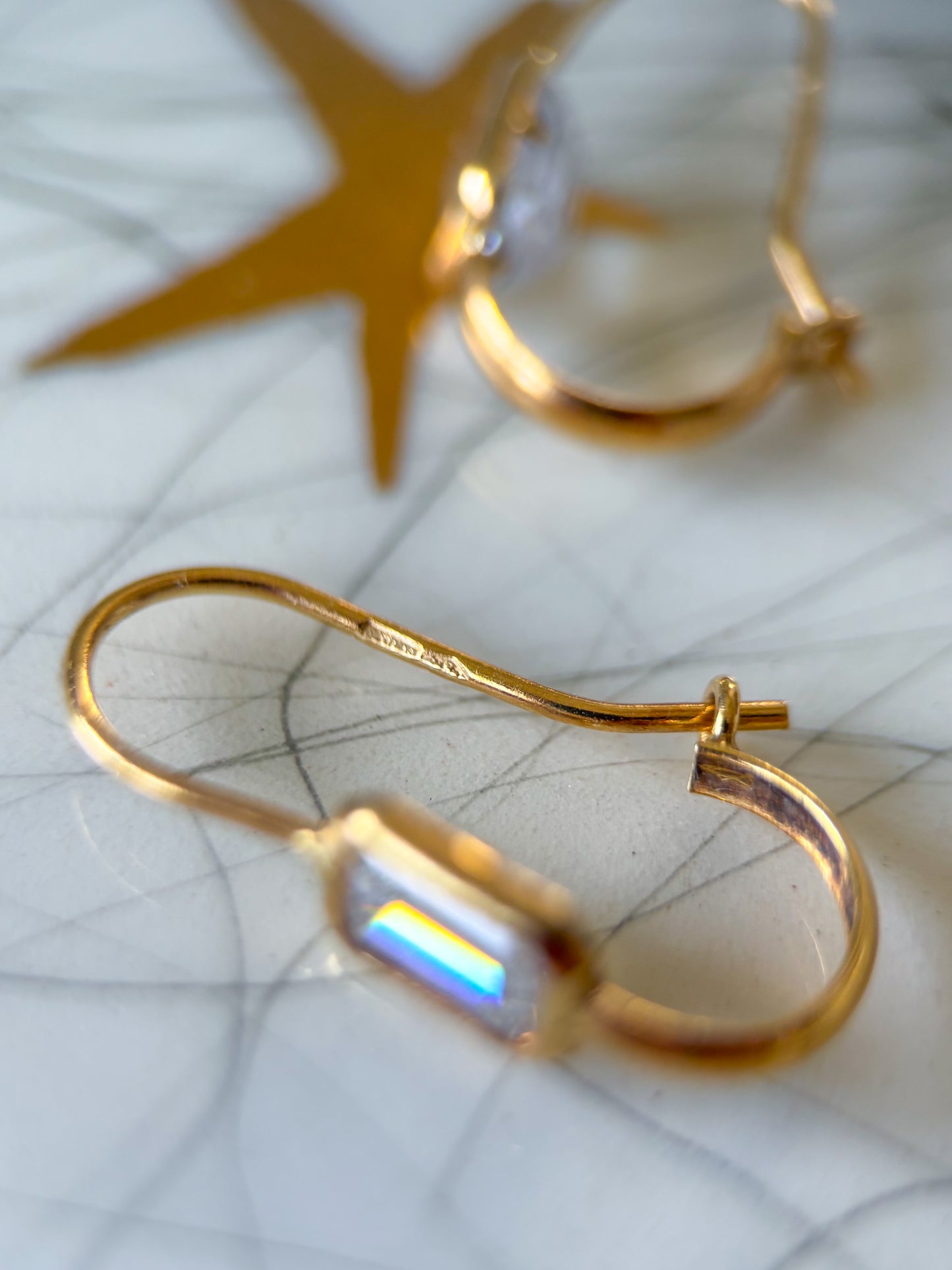 Vintage 18k Yellow Gold Earrings with CZ