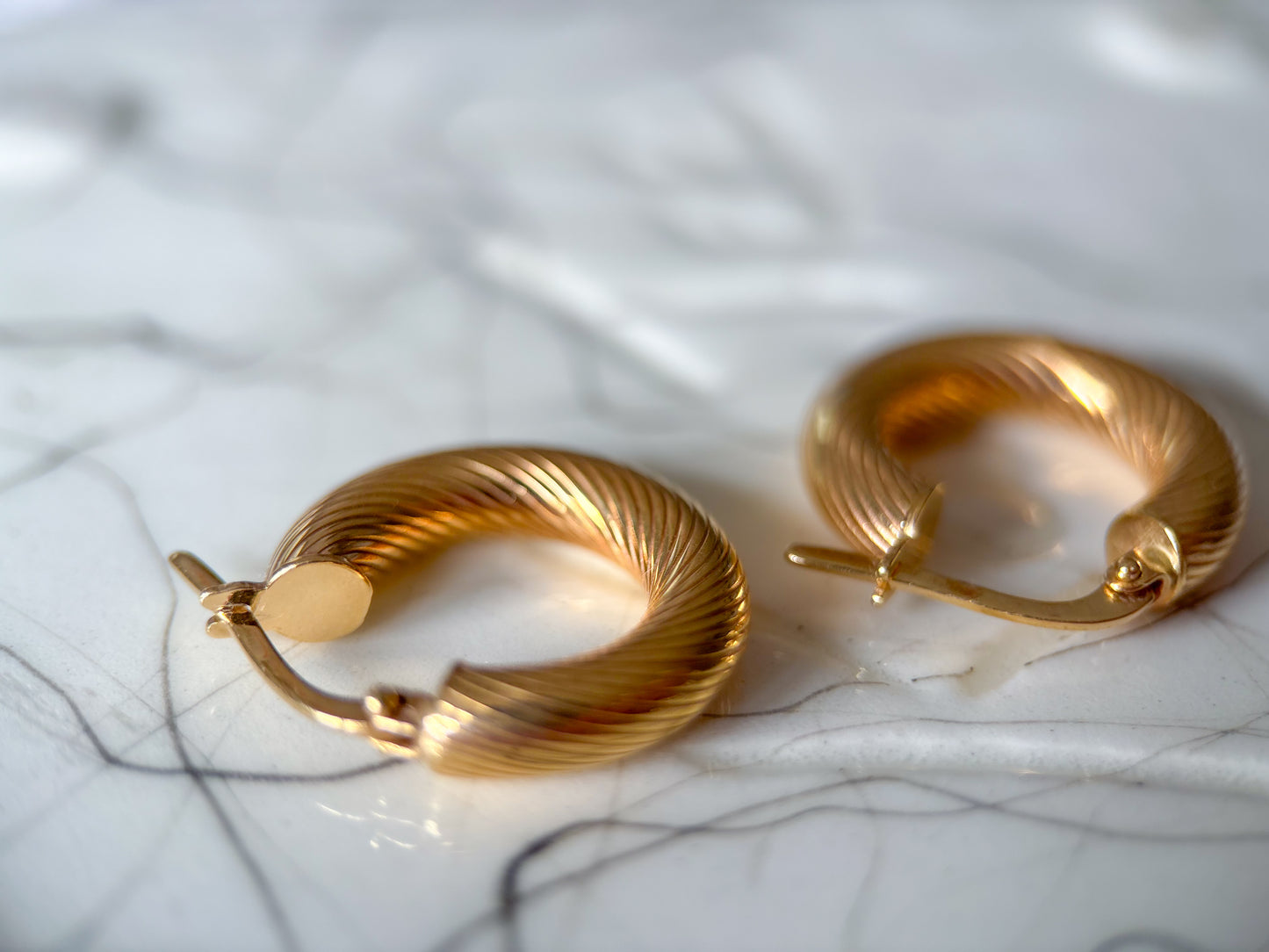 Vintage 14k Yellow Gold Thick Etched Hoop Earrings