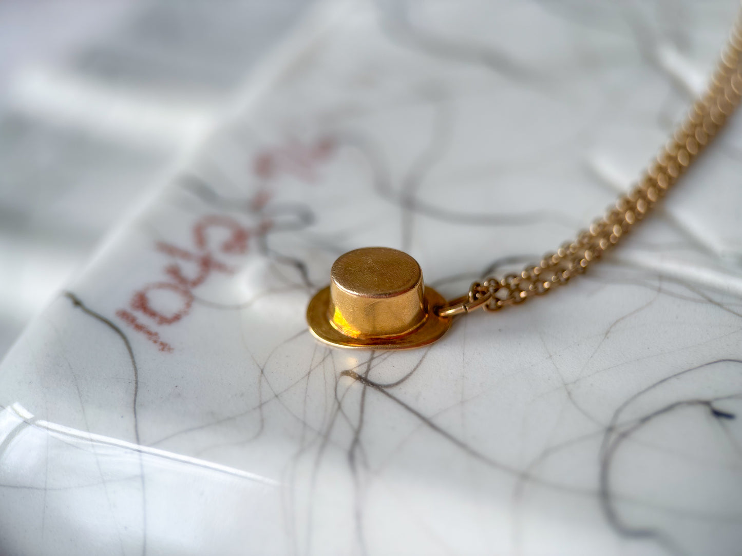 Vintage Mini Top Hat 10k Yellow Gold Charm