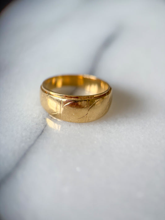 Vintage Band 14k Yellow Gold Ring