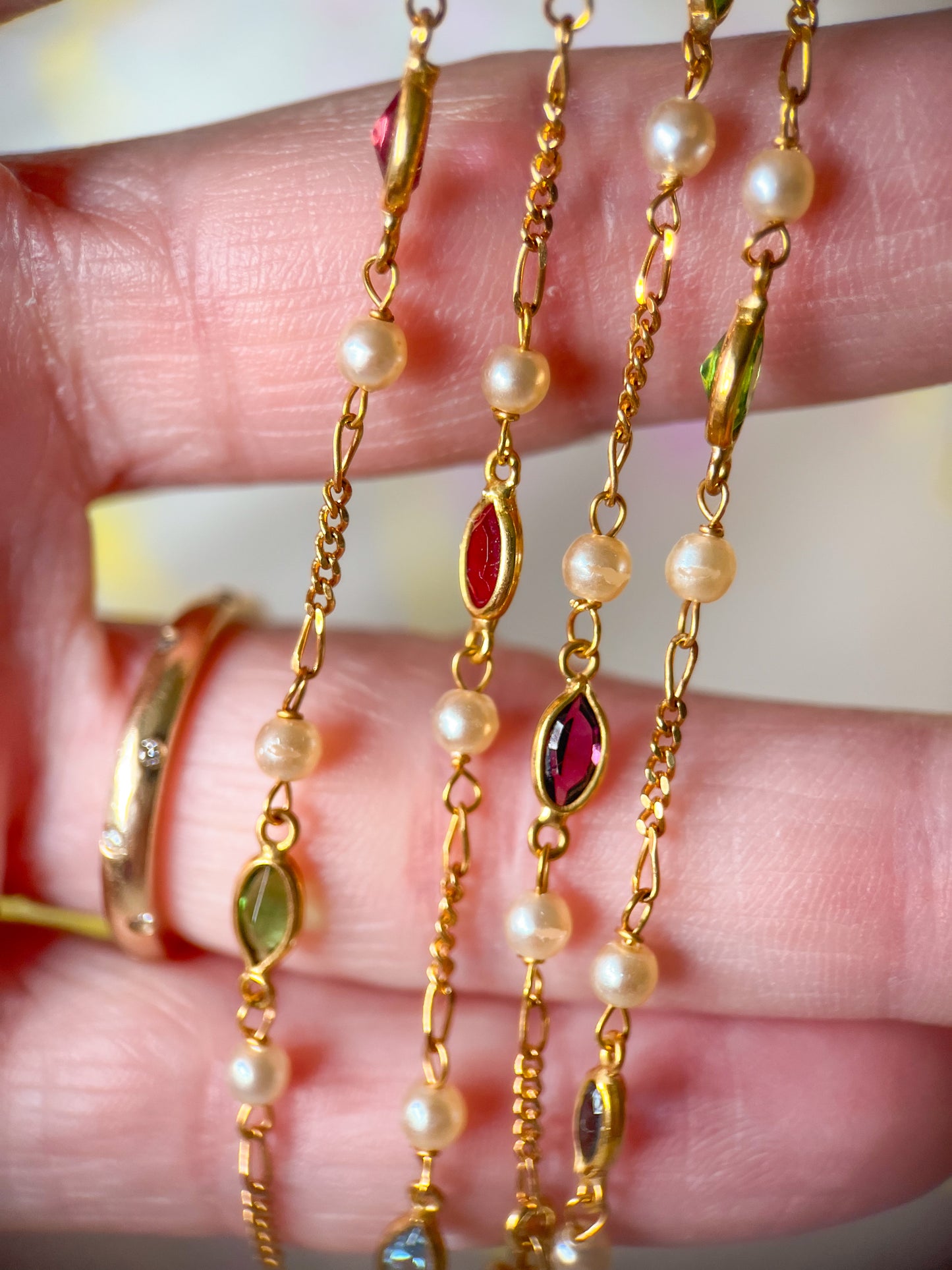 Vintage Pearl and Natural Gemstone 18k Yellow Gold 16 Inch Chain Necklace