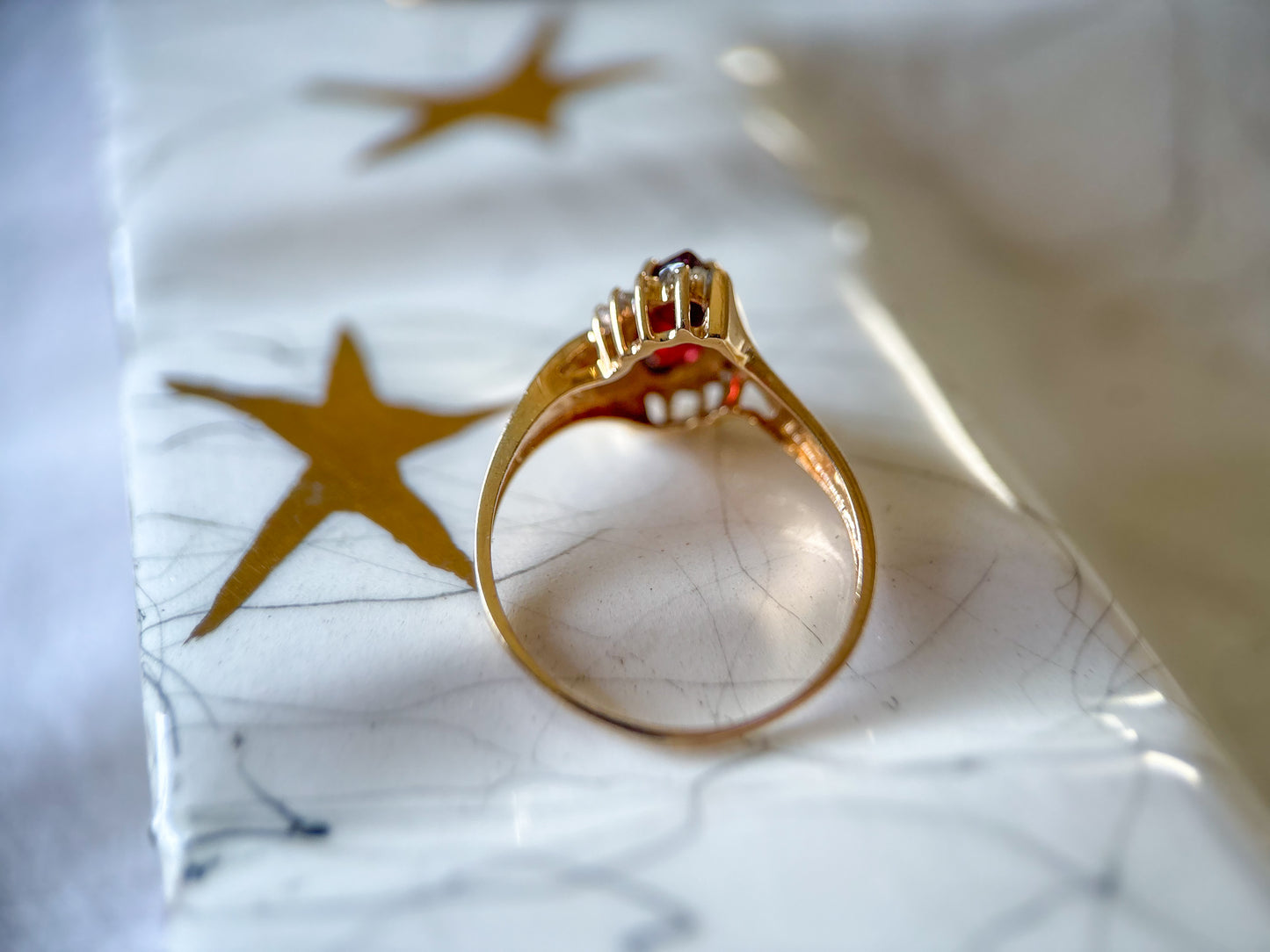 Vintage Marquise Synthetic Garnet 10k Yellow Gold Ring
