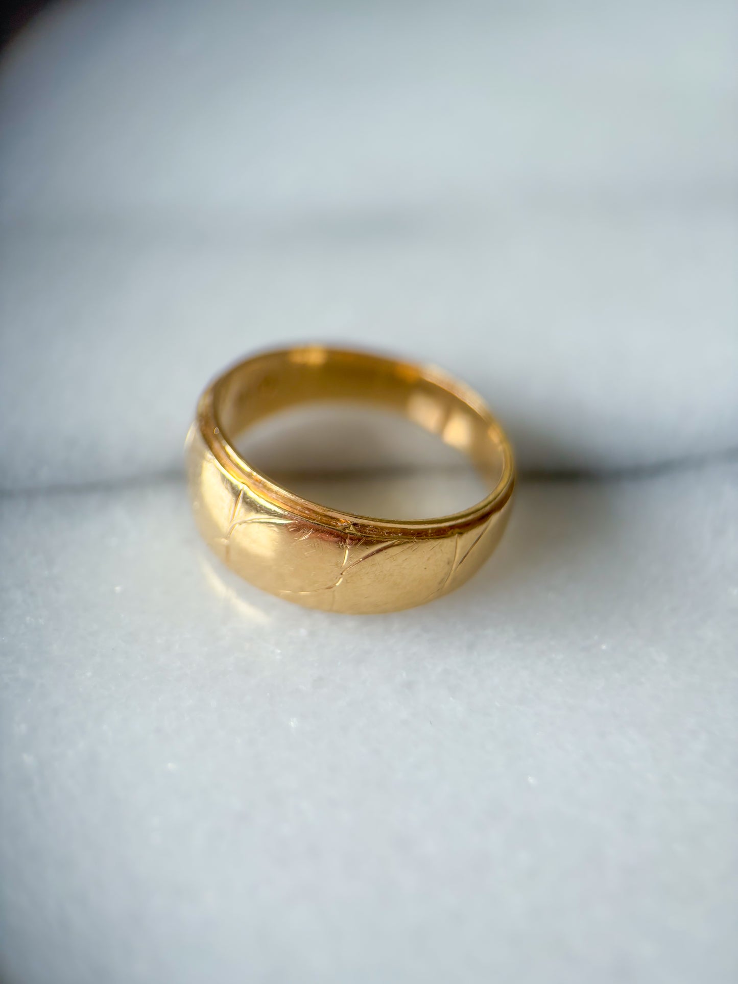 Vintage Band 14k Yellow Gold Ring
