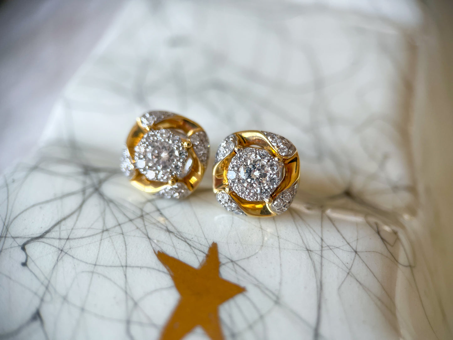 Natural Diamond 14k Yellow Gold Stud Earrings