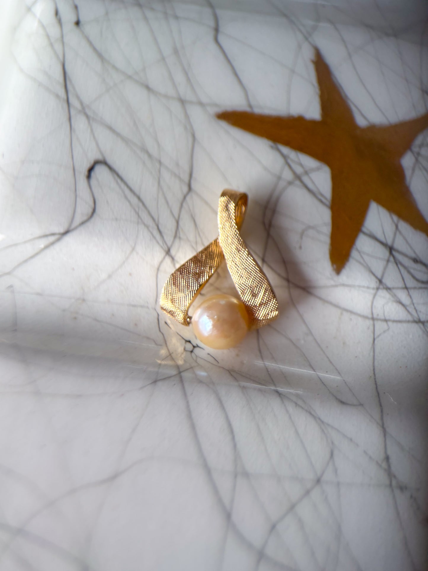Vintage Florentine Pearl 14k Yellow Gold Charm