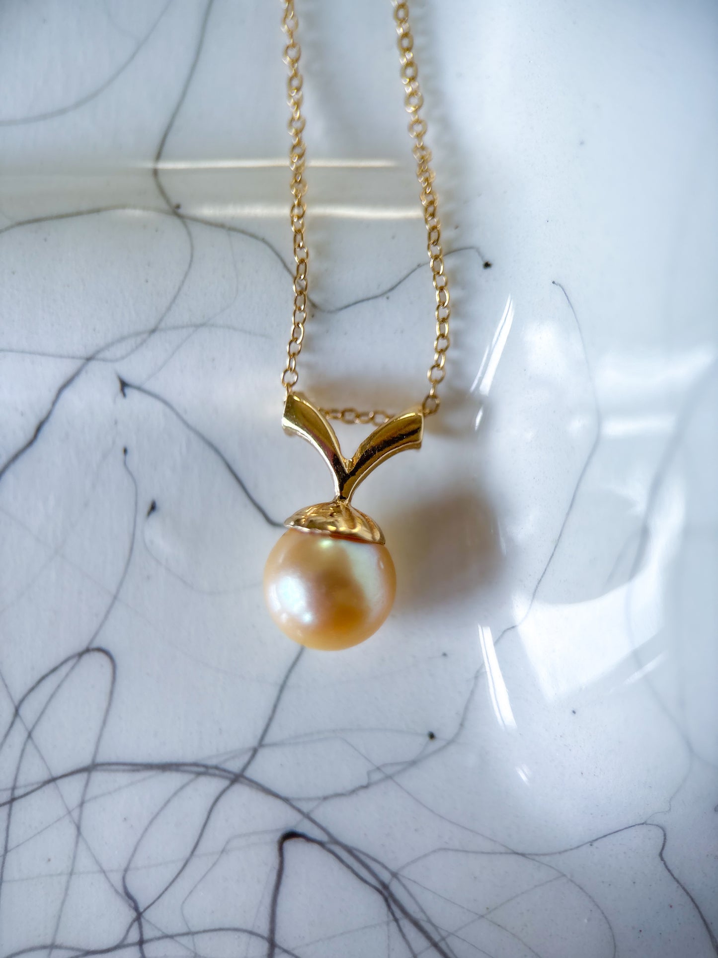 Vintage Pearl 14k Yellow Gold Charm with 15 Inch Chain