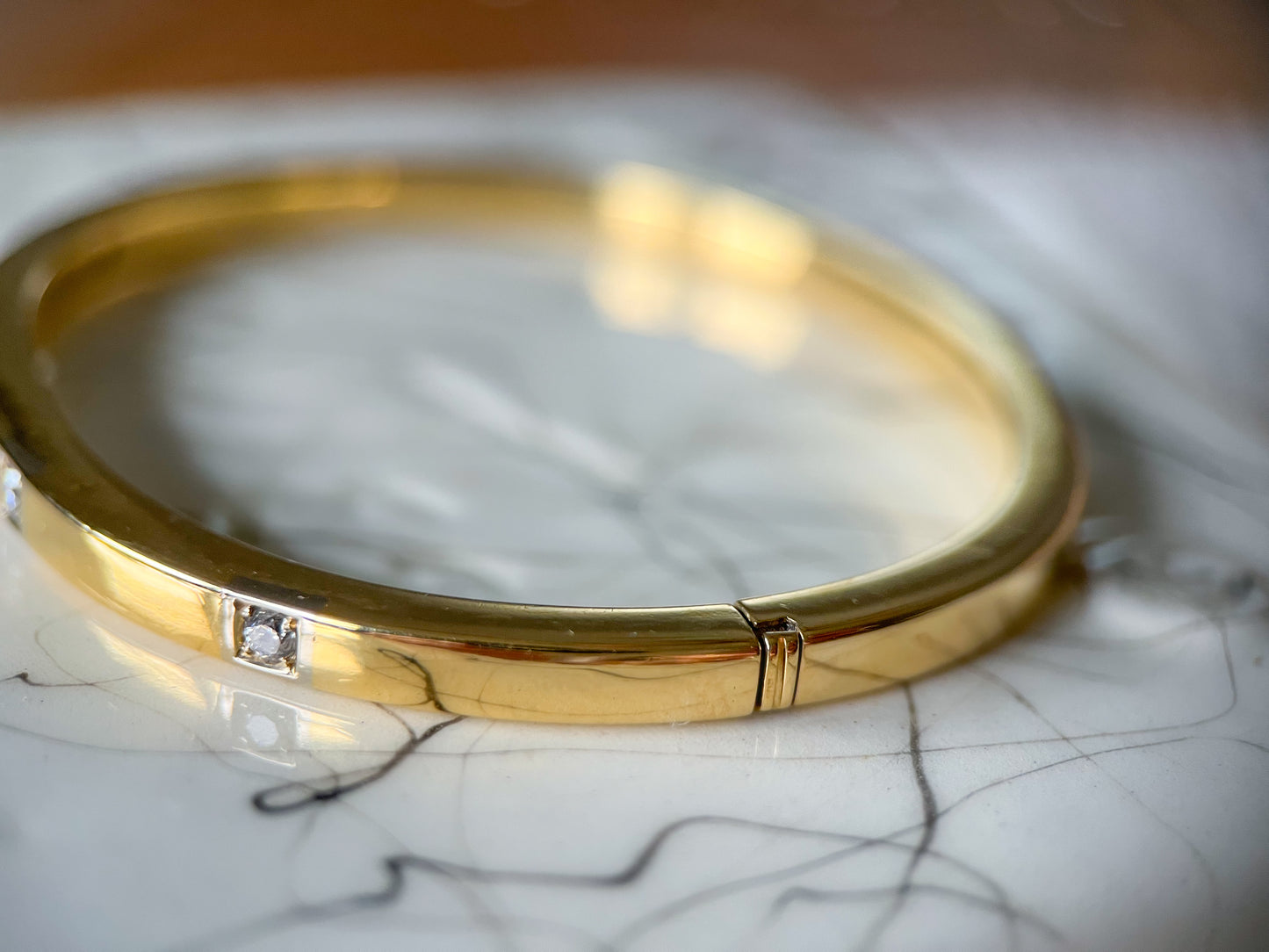Vintage Square Bangle with Natural Diamonds in 18k Yellow Gold