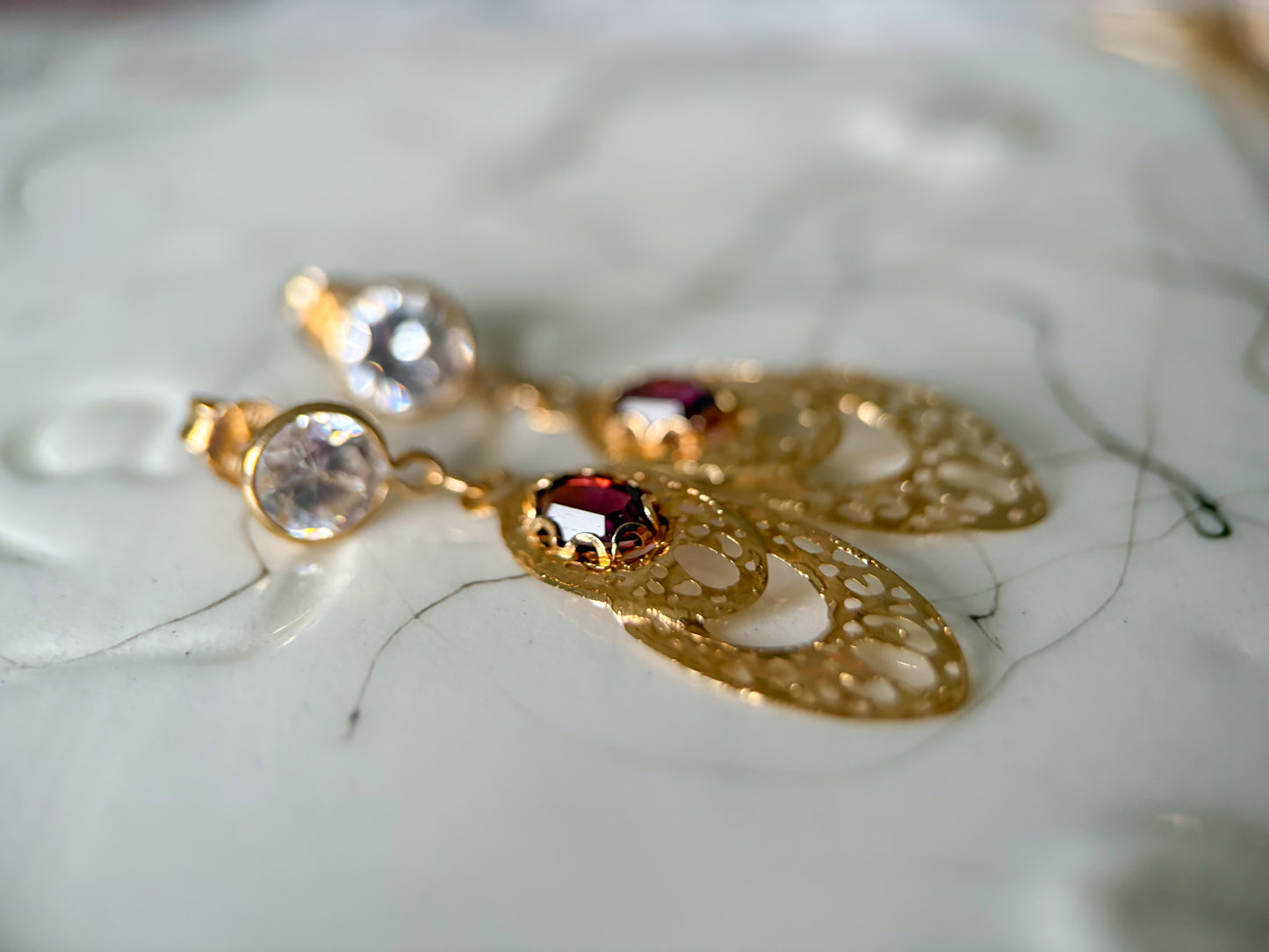 Vintage Natural Amethyst 14k Yellow Gold Drop Earrings
