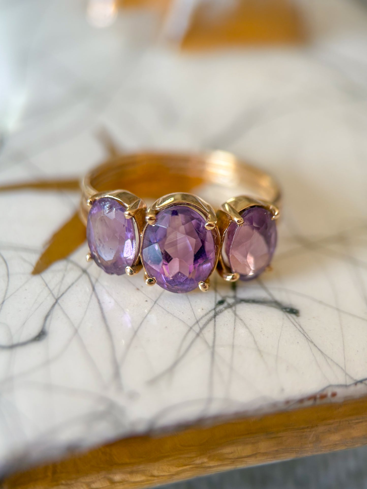 Vintage Amethyst 3 Stone 14k Yellow Gold Ring