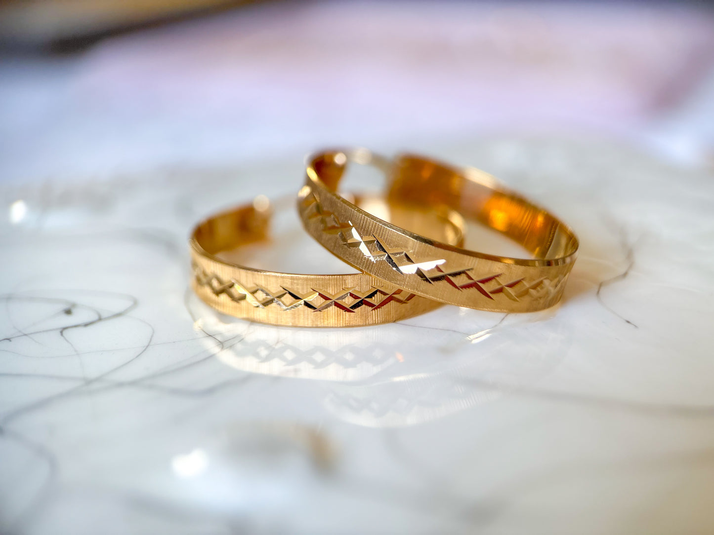 Vintage 18k Yellow Gold Thick Etched Hoops