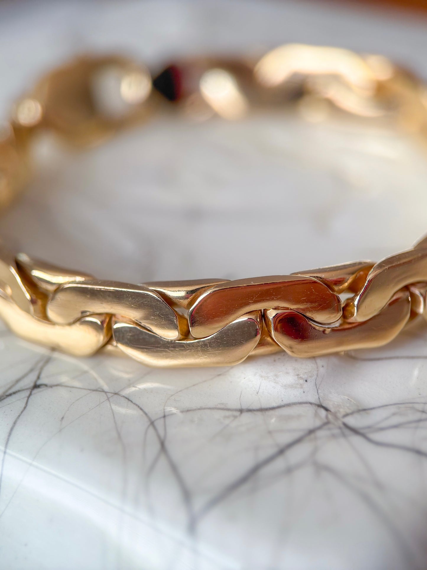 Vintage Solid C Link 14k Yellow Gold 7 Inch Bracelet, circa 1970s