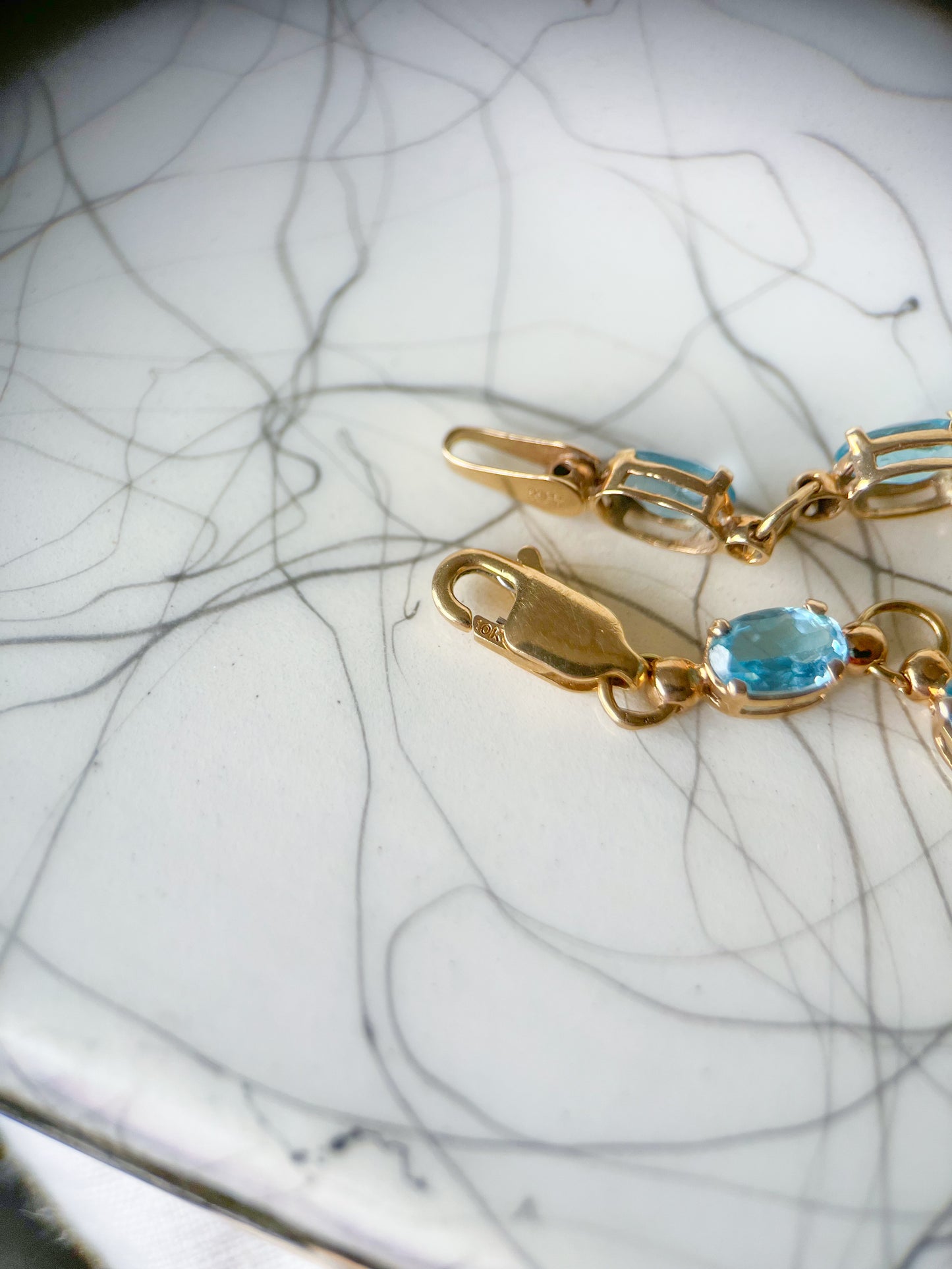 Vintage Aquamarine 10k Yellow Gold 7 Inch Bracelet