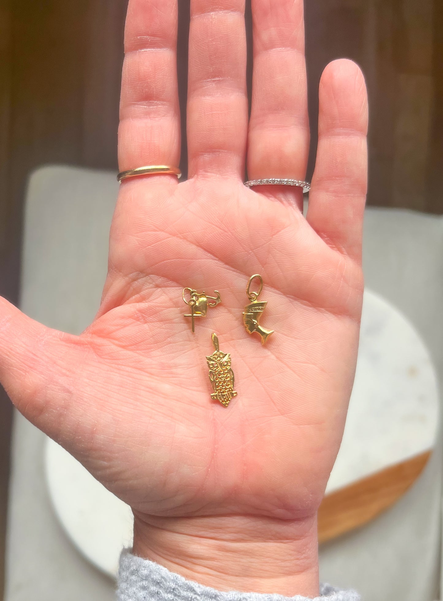 Vintage Nefertiti 14k Yellow Gold Mini Charm