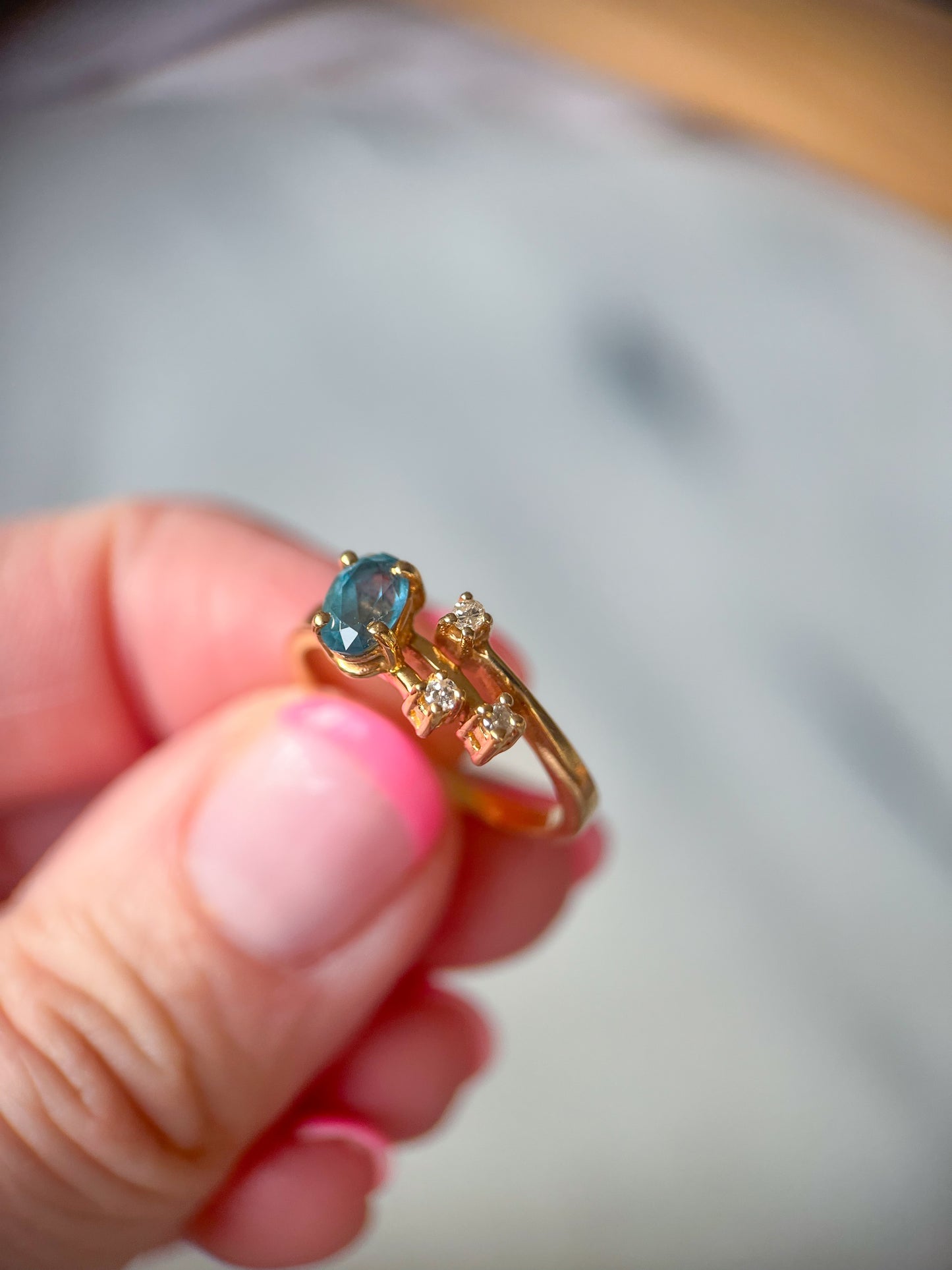 Vintage Natural Aquamarine and Natural Diamond 14k Yellow Gold Ring