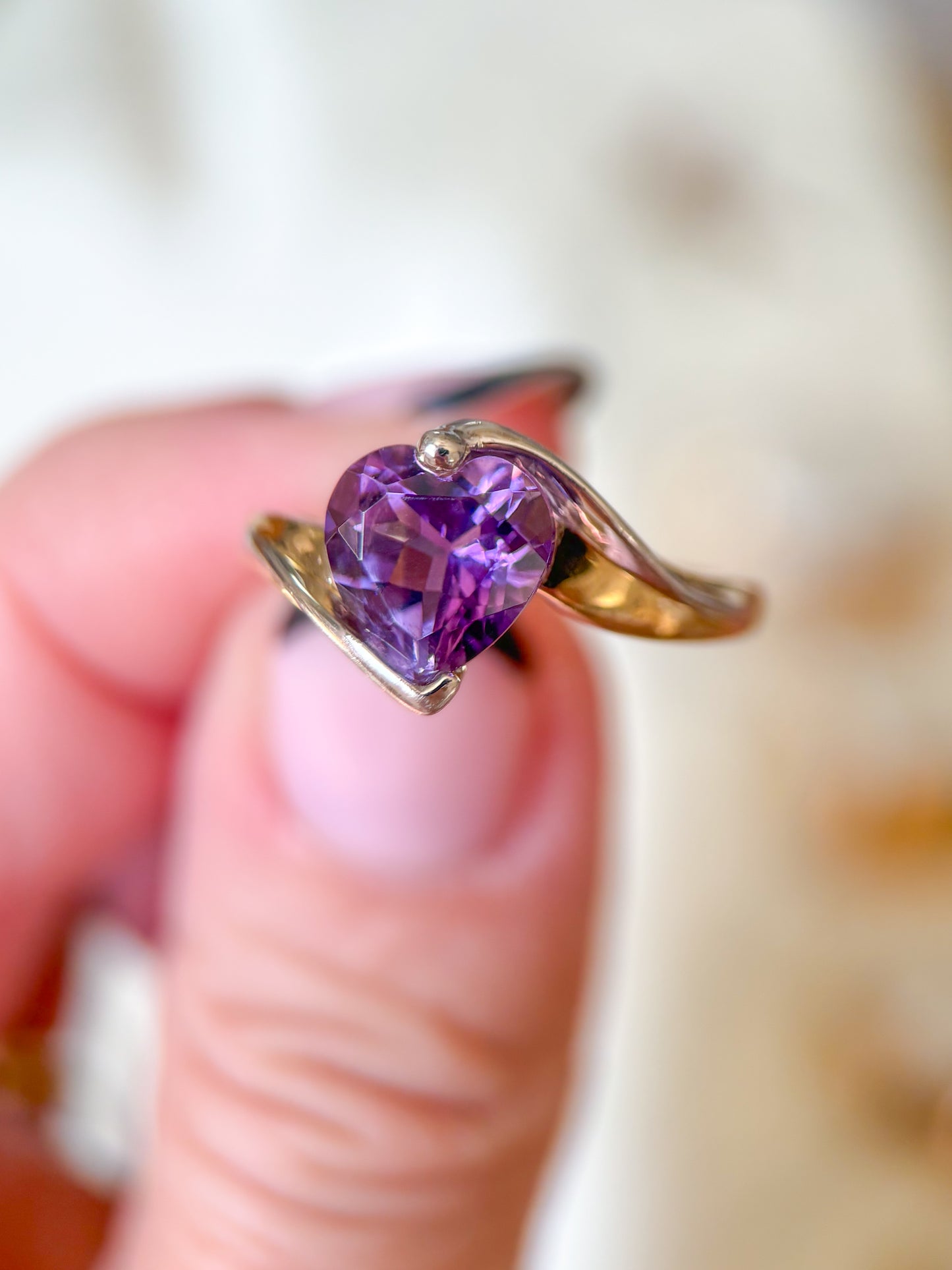Vintage Semi Precious Amethyst 10k Yellow and White Gold Ring
