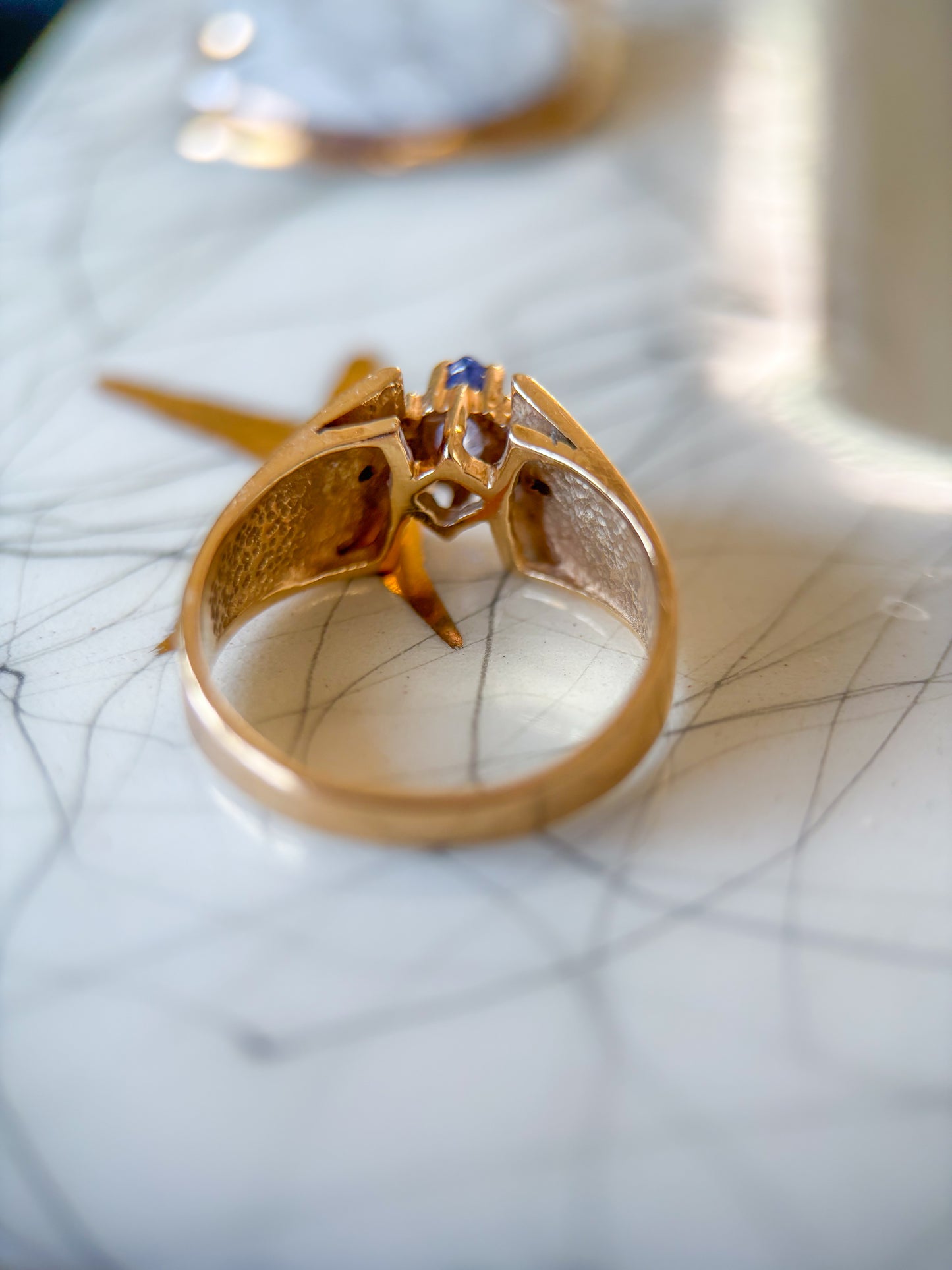 Vintage Natural Diamond and Blue Stone 14k Yellow Gold Ring