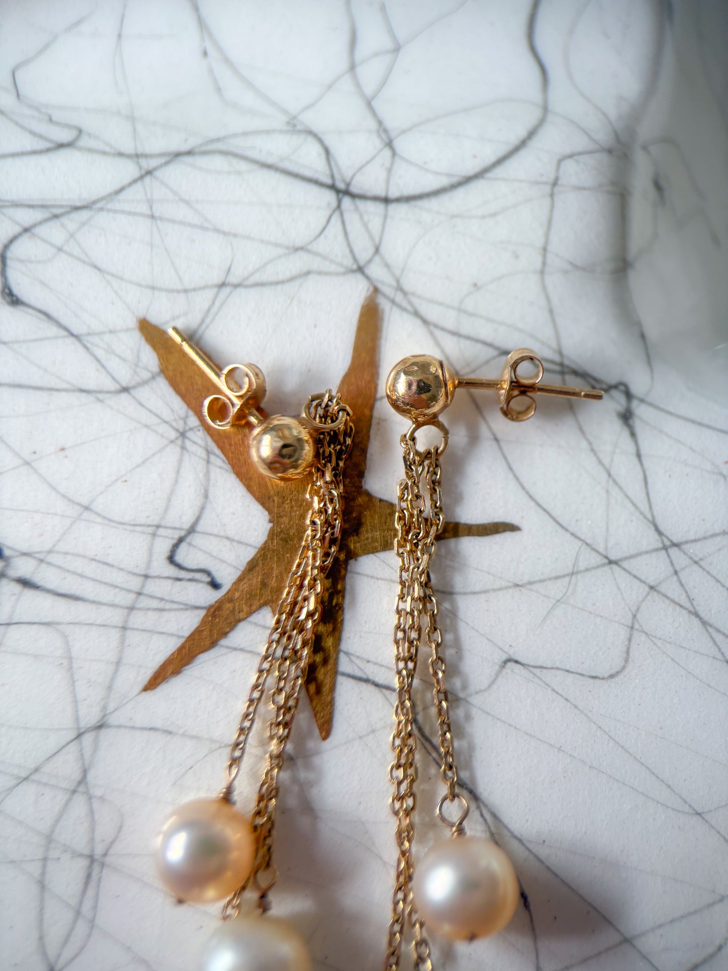 Vintage Pearl Dangle Stud 14k Yellow Gold Earrings