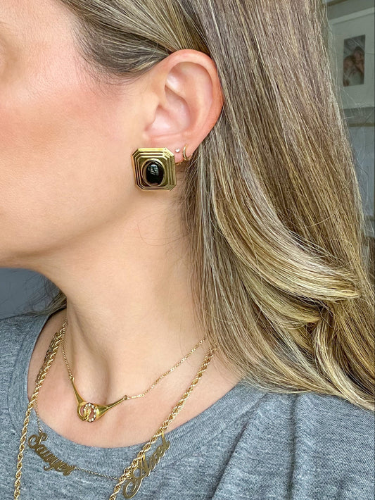 Vintage Oval Onxy and 14k Yellow Gold Stud Earrings