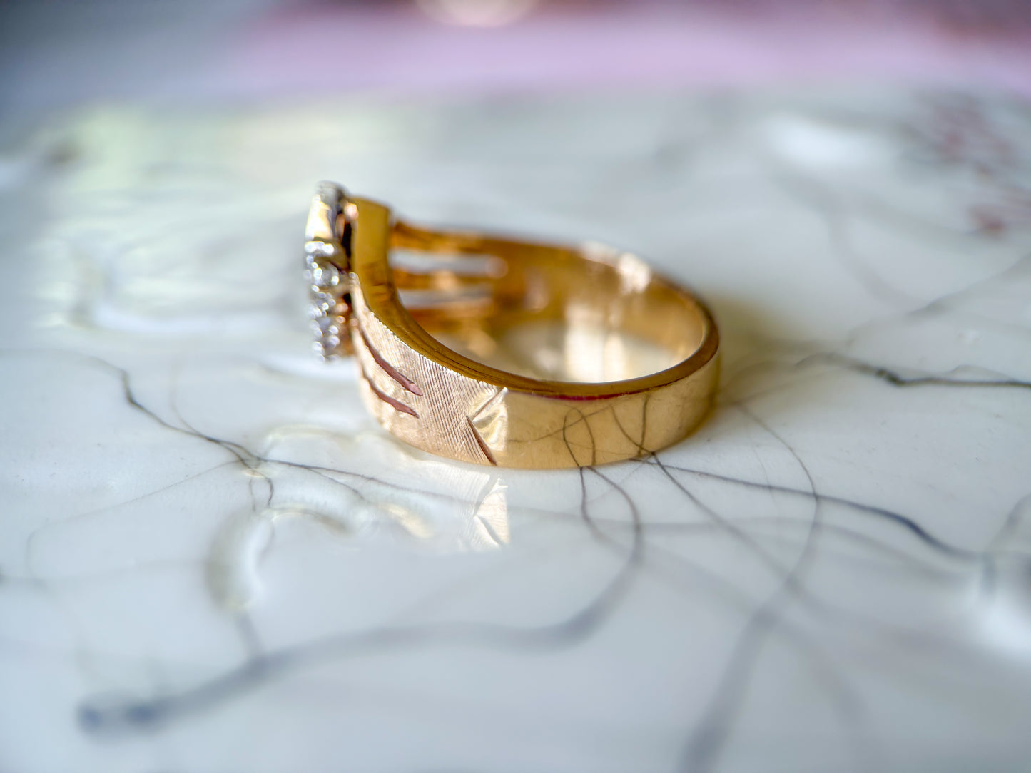 Vintage Natural Diamond 14k Yellow Gold Ring