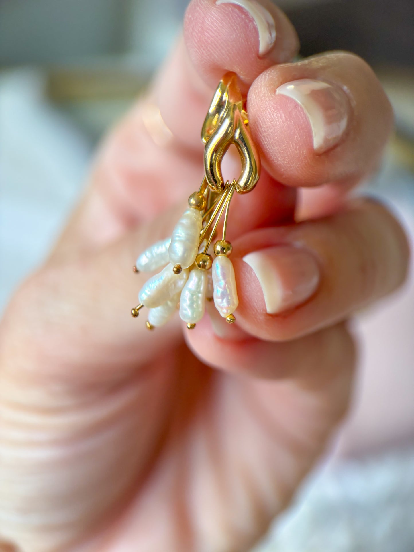 Vintage Pearl Dangle 14k Yellow Gold Earrings
