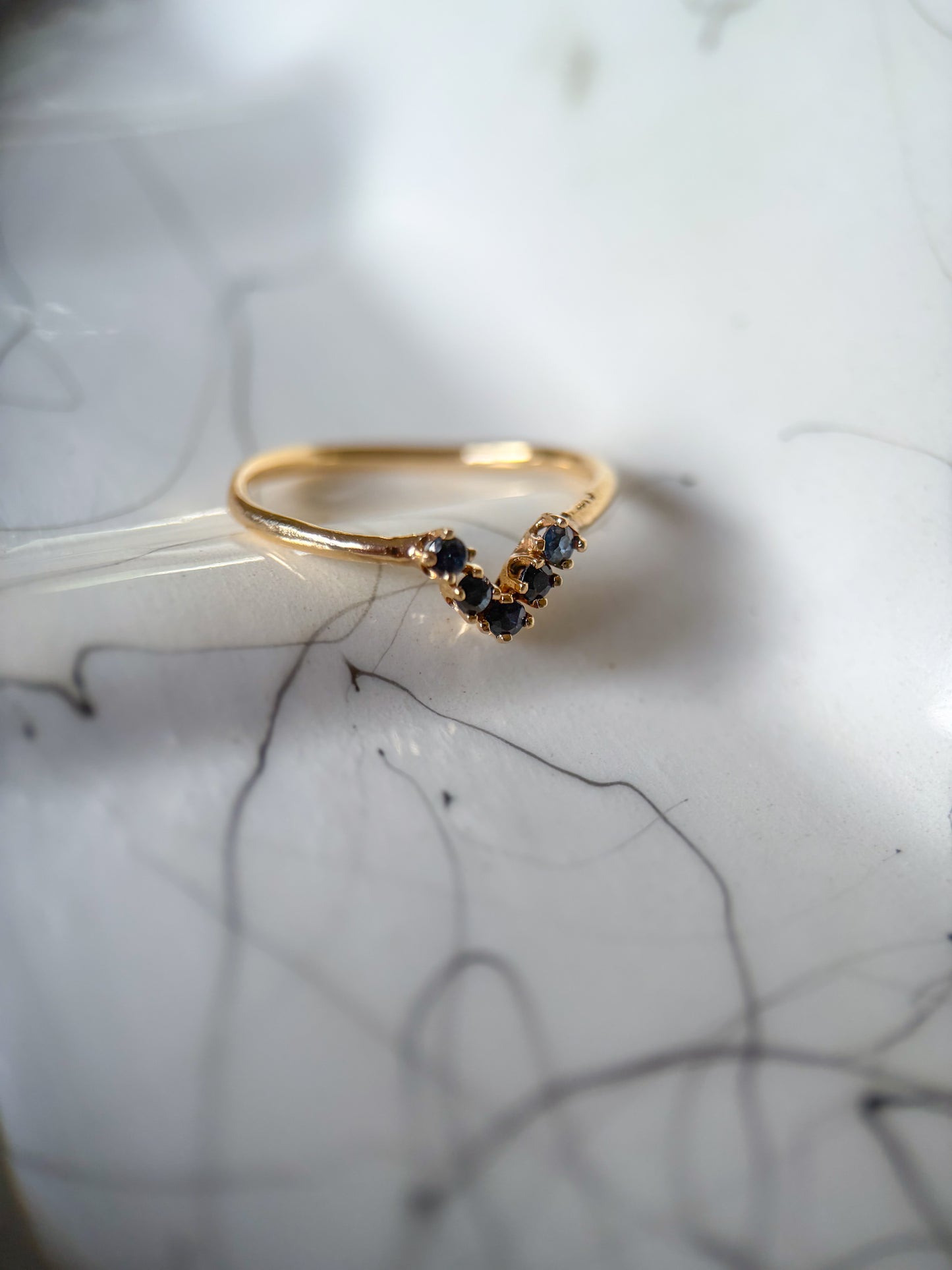 Vintage 14k Yellow Gold Natural Sapphire Ring