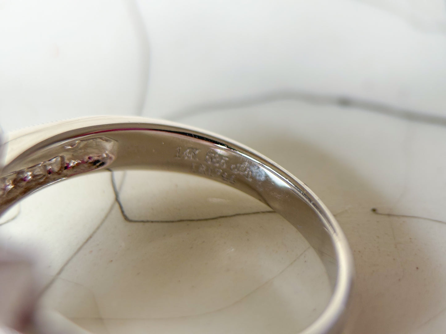 Vintage Natural Diamond 14k White Gold Ring