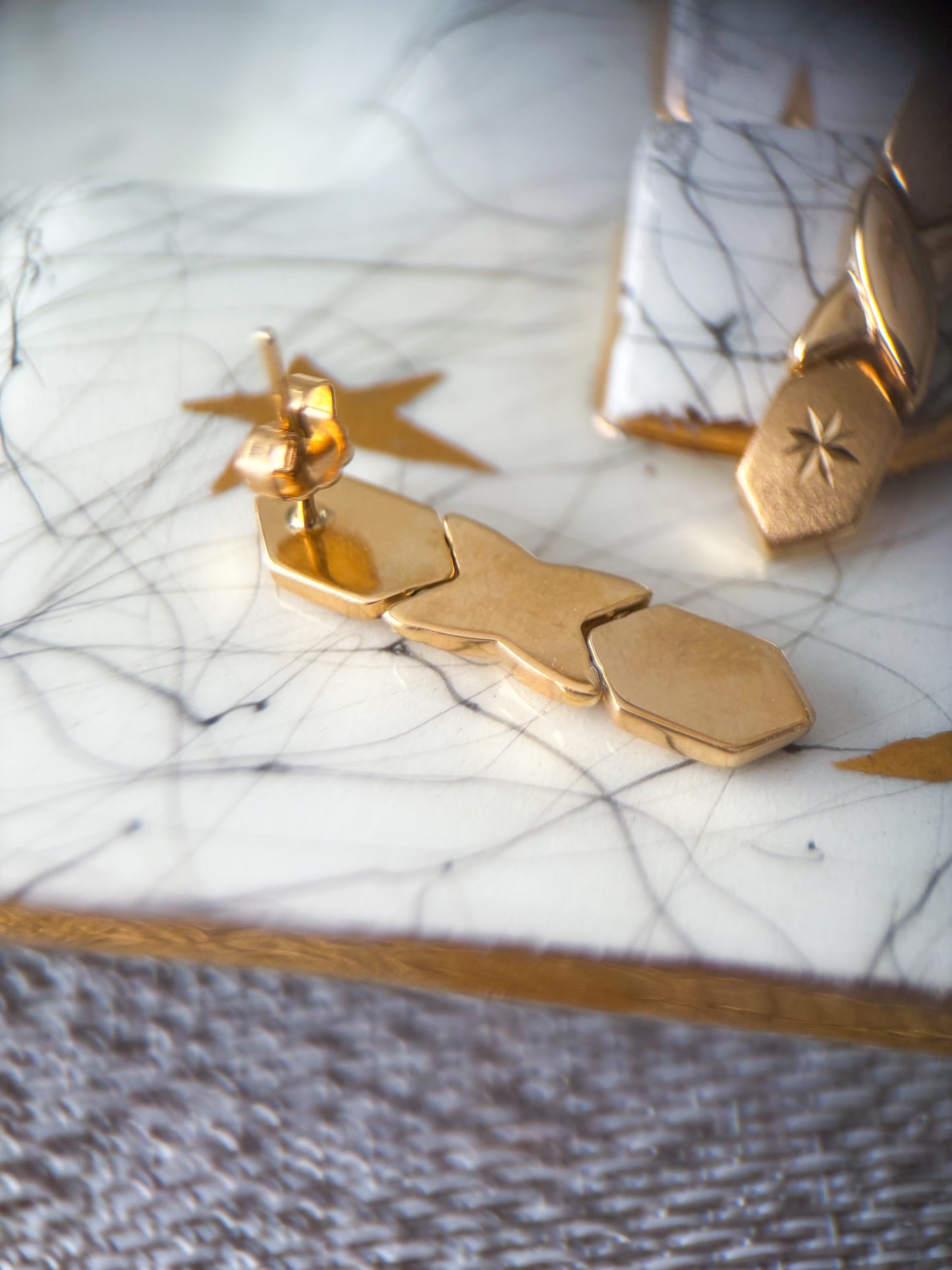 Vintage XOXO Drop 14k Yellow Gold Stud Earrings