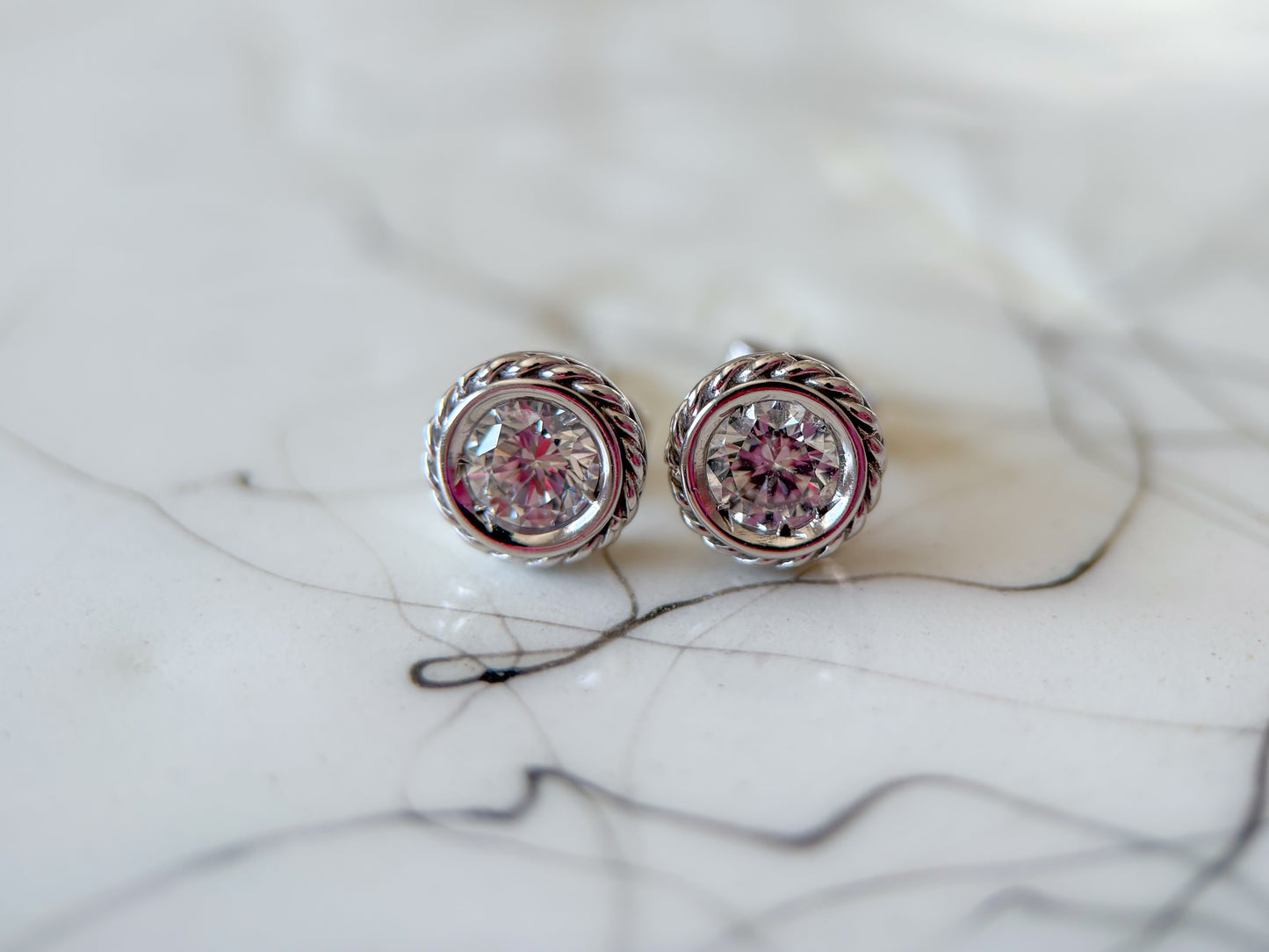 Vintage Natural Diamond Rope 14k White Gold Stud Earrings