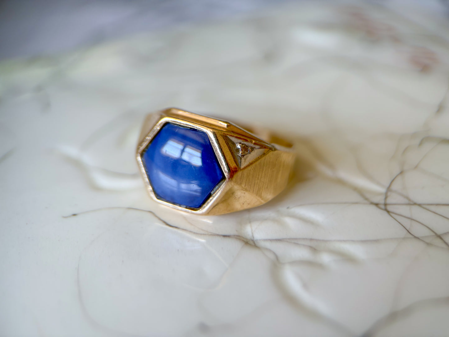Vintage Natural Star Sapphire and Diamond 14k Yellow Gold Ring