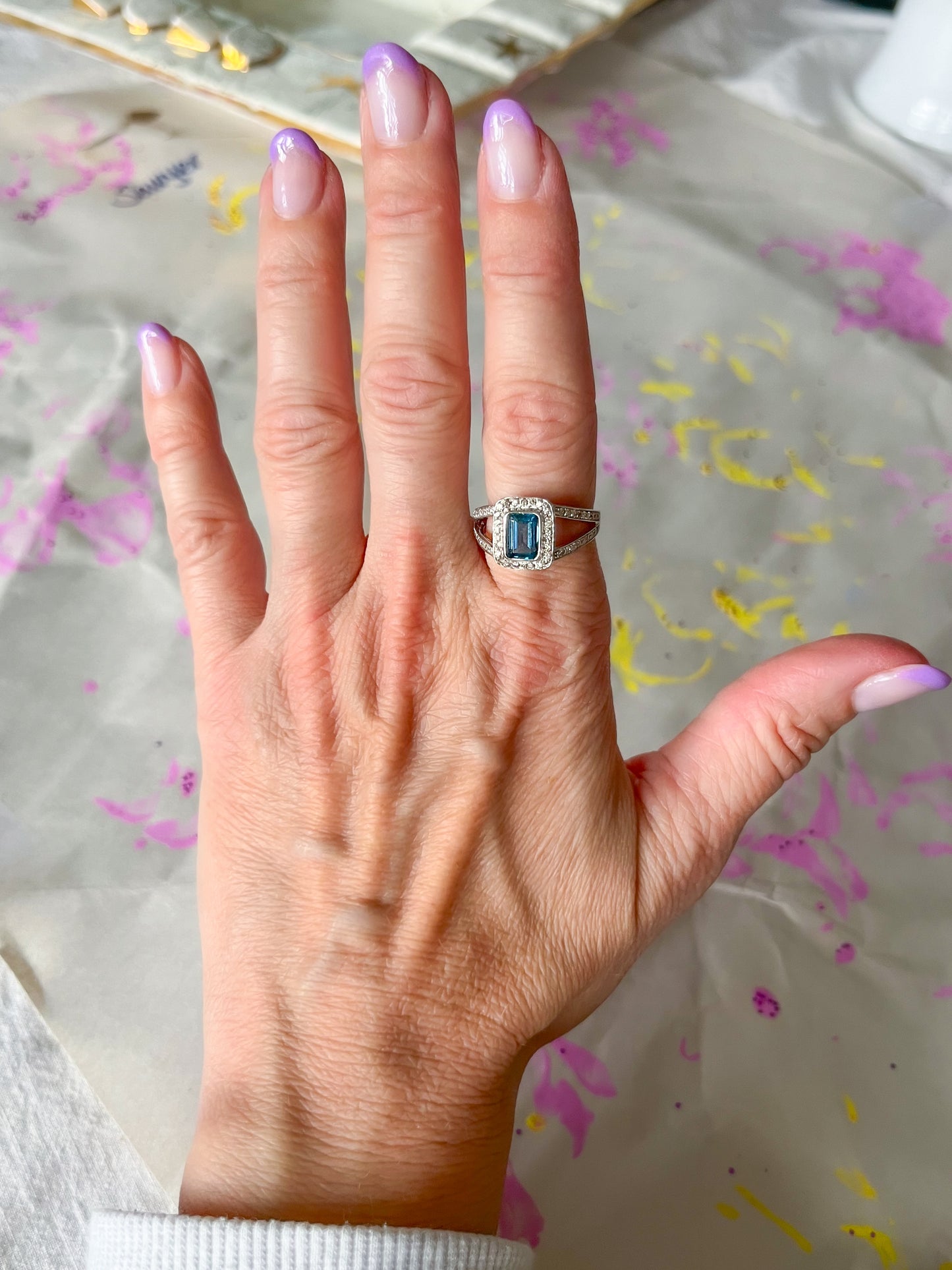 Vintage Emerald Topaz 14k White Gold Double Shank Ring