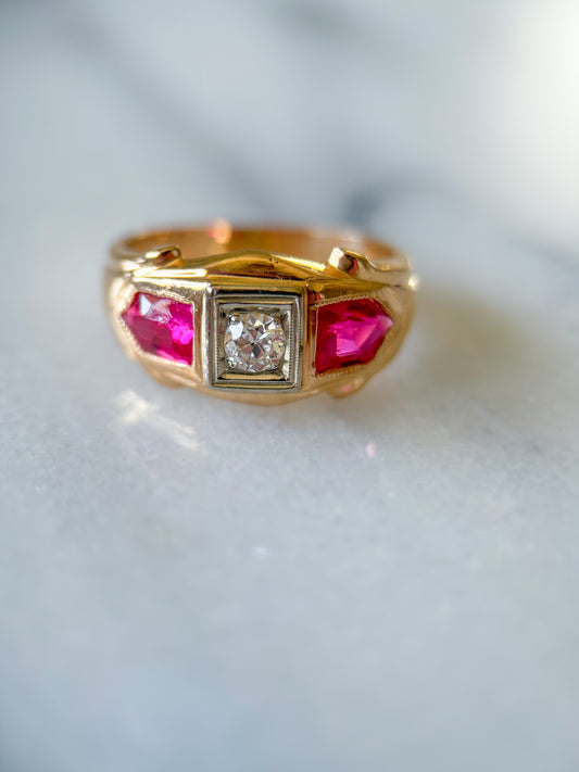 Vintage Three Stone Natural Diamond 14k Yellow Gold Ring