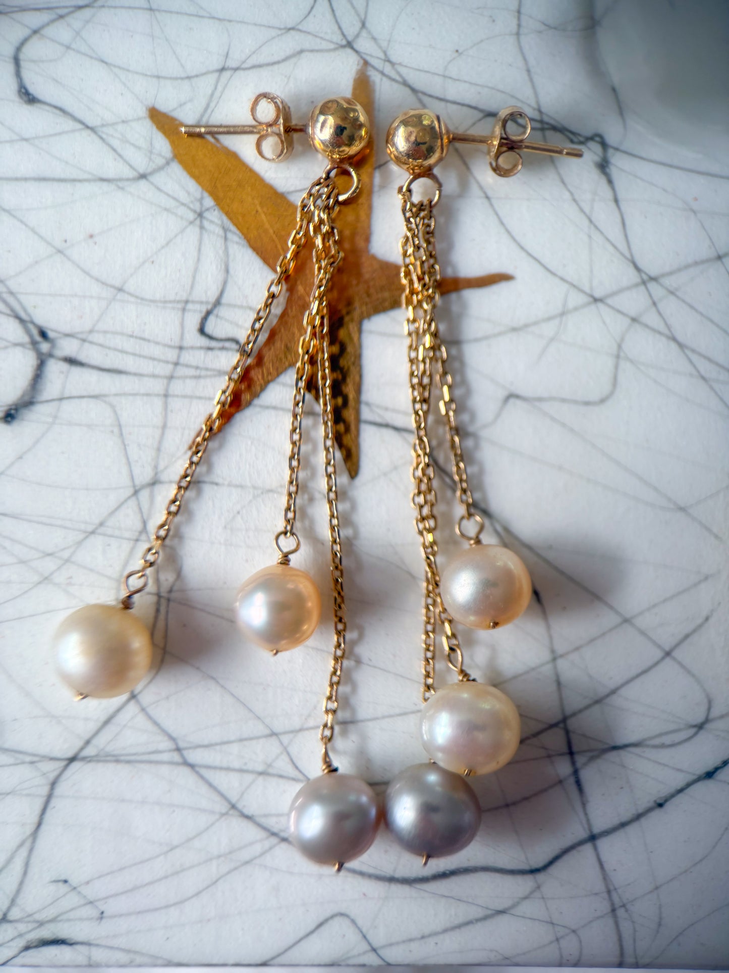 Vintage Pearl Dangle Stud 14k Yellow Gold Earrings