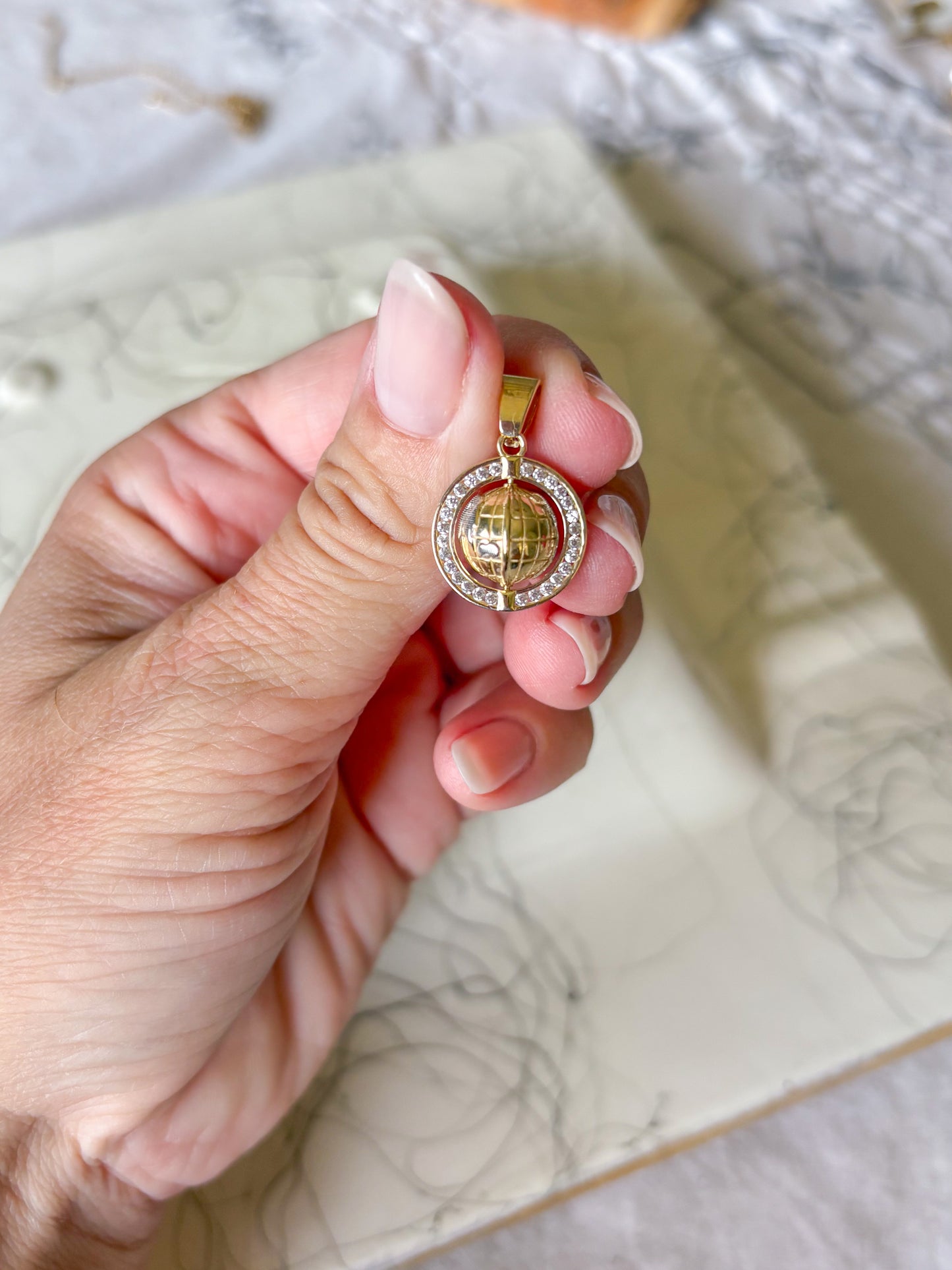 Vintage Globe 10k Yellow Gold Charm