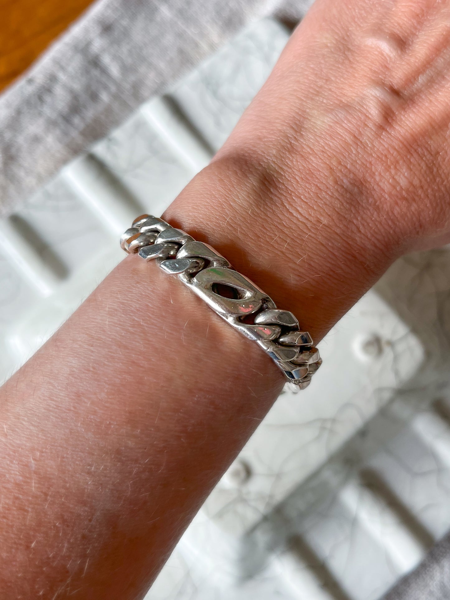 Vintage Super Chunky Figaro Chain Sterling Silver 8.5 Inch Bracelet, circa 1990s