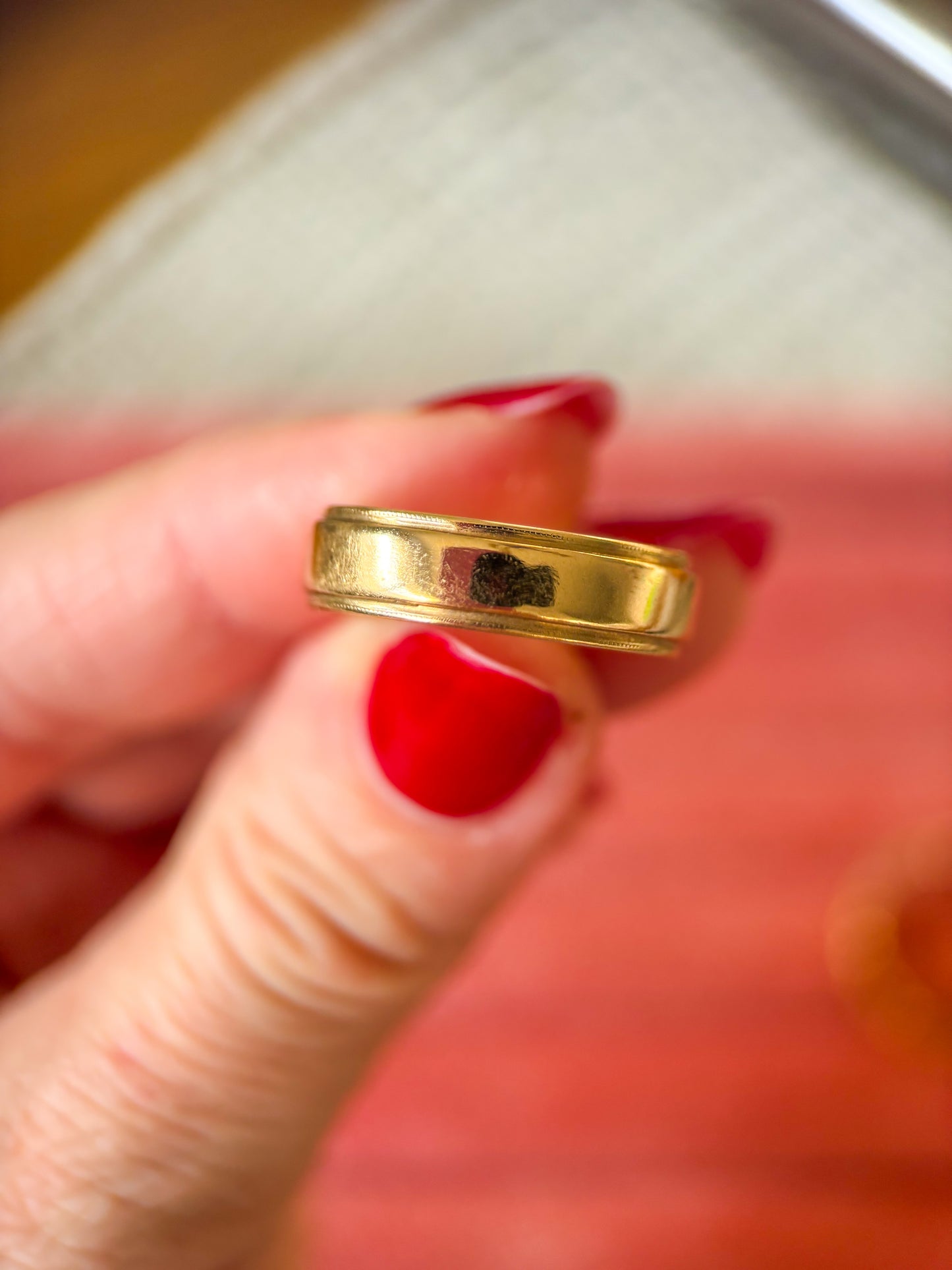 Vintage 14k Yellow Gold Ribbed Band Ring, Size 8