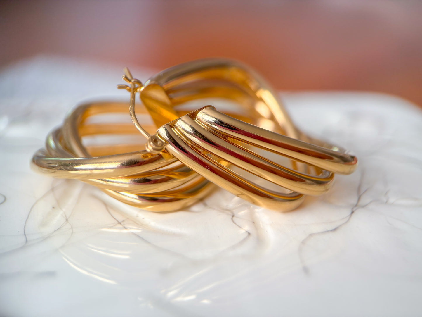 Vintage 14k Yellow Gold Large Ribbed Squared Hoop Earrings