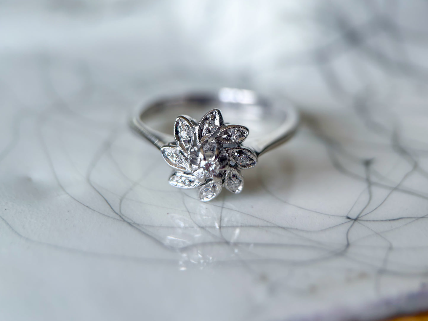 Vintage Flower Natural Diamond 18k White Gold Ring