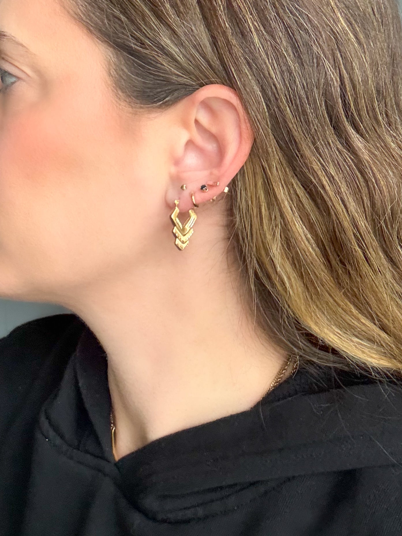 Vintage Tapered 14k Yellow Gold Hoop Earrings