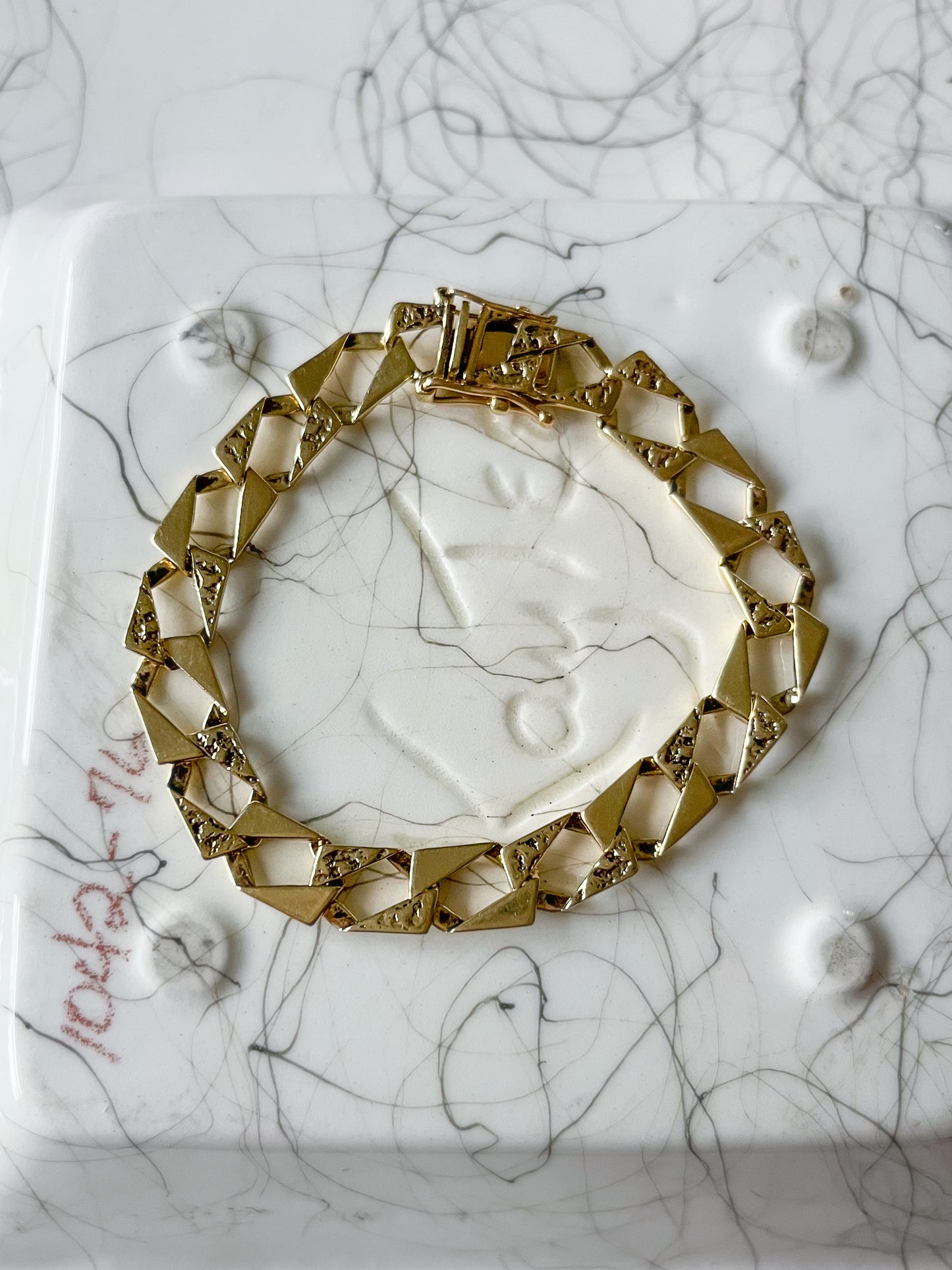 Vintage Nugget Curb Link 14k Yellow Gold 8 Inch Bracelet