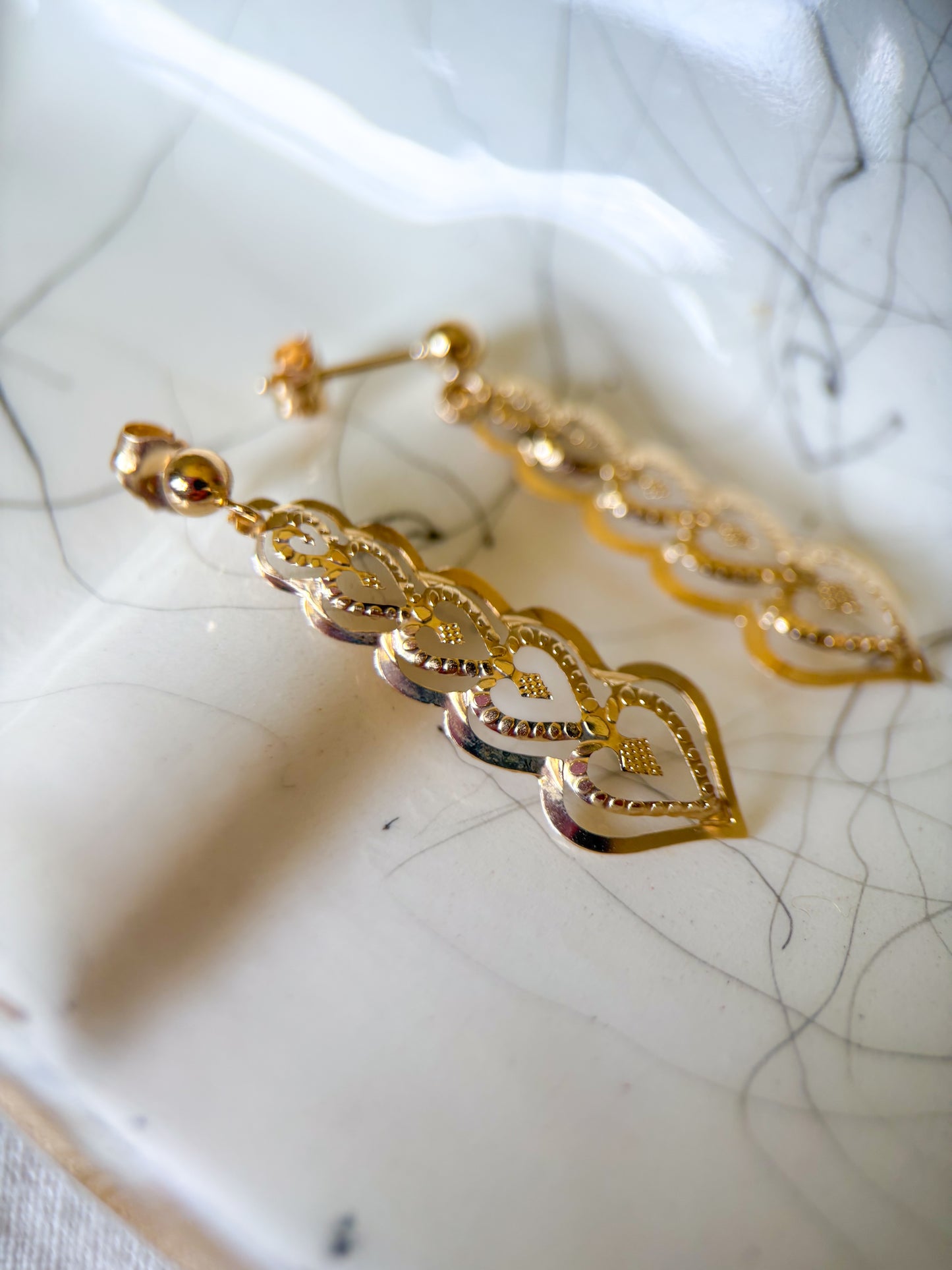 Vintage Dangle Heart 14k Yellow Gold Earrings