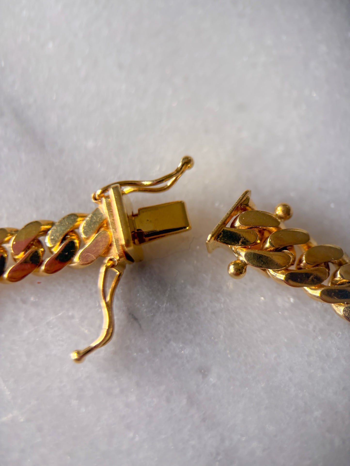 Vintage Curb Link 10k Yellow Gold 8 Inch Bracelet