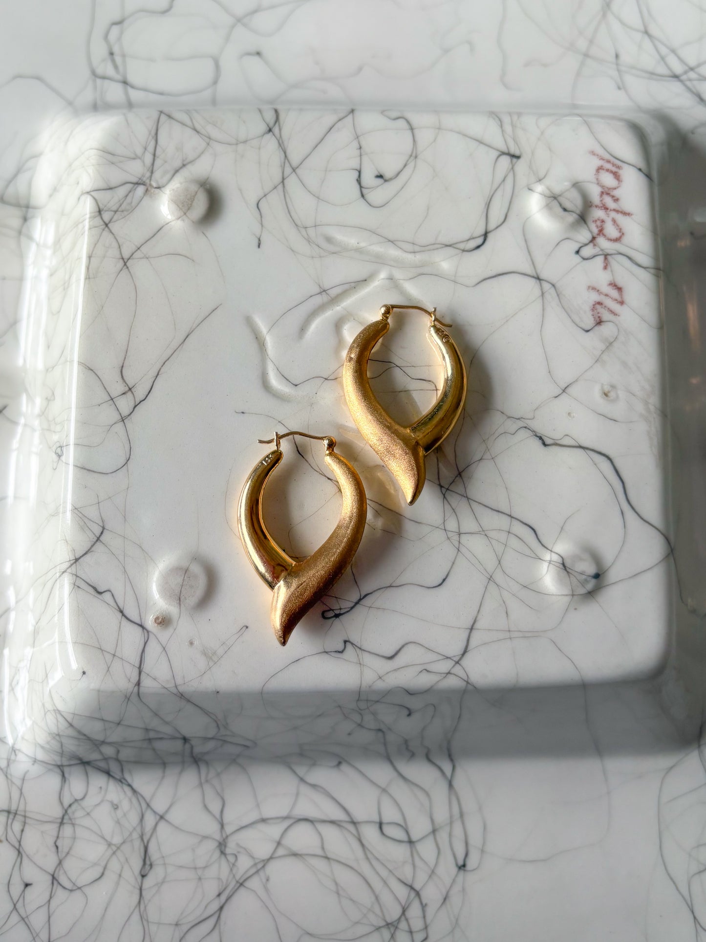 Vintage Matte Shiny 14k Yellow Gold Hoop Earrings