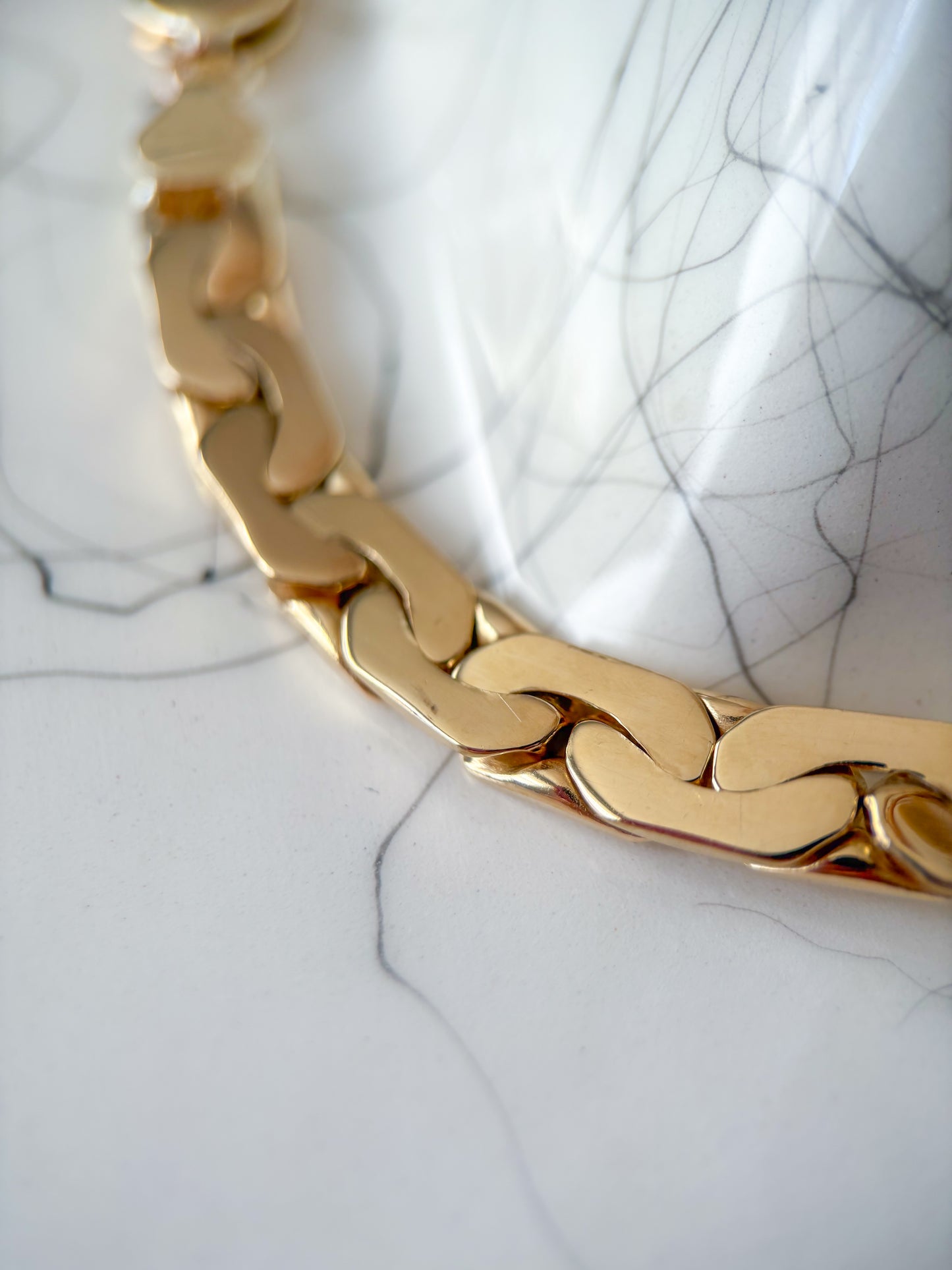 Vintage Solid C Link 14k Yellow Gold 7 Inch Bracelet, circa 1970s