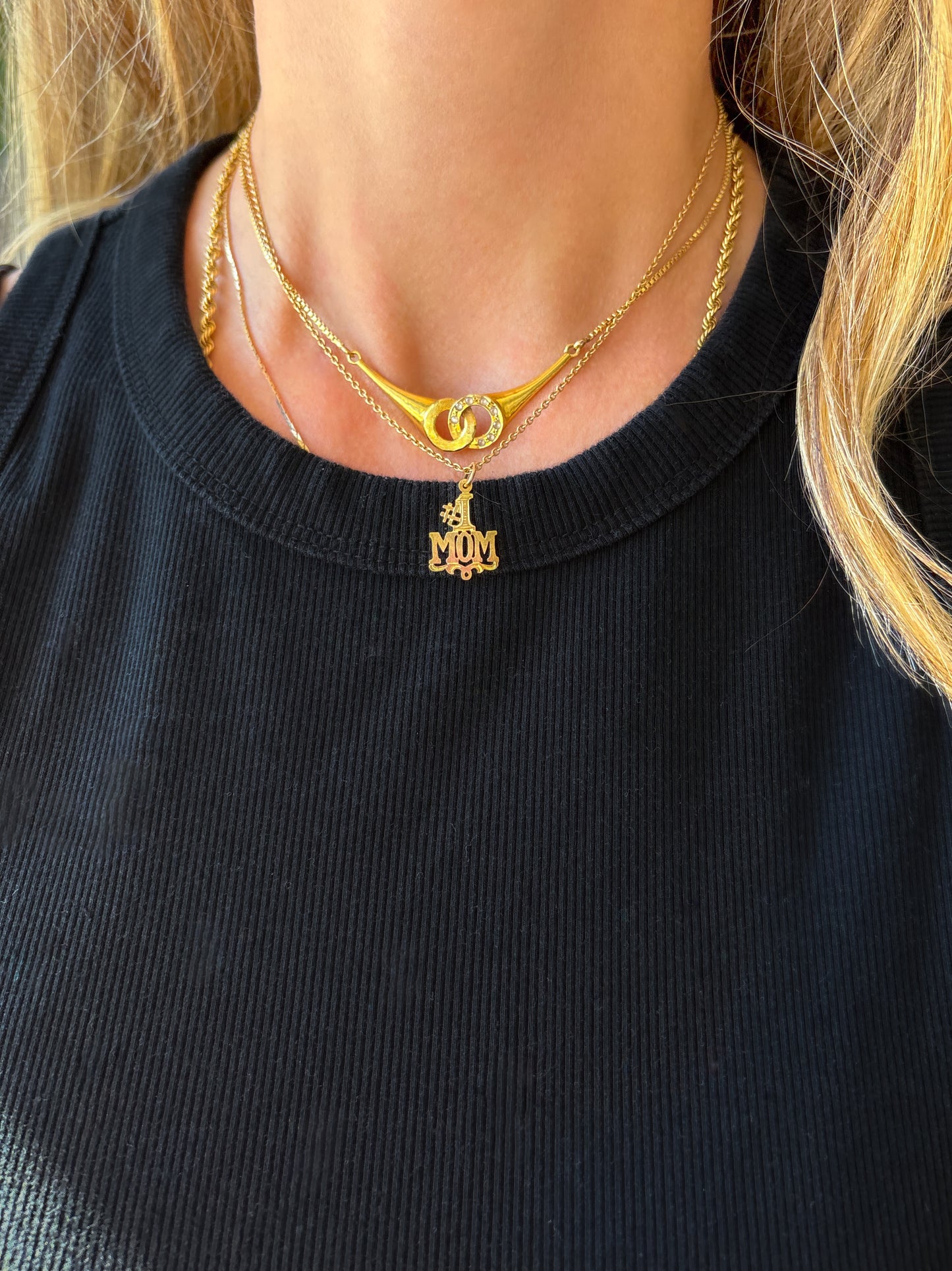 Vintage "#1 Mom" 10k Yellow Gold Charm