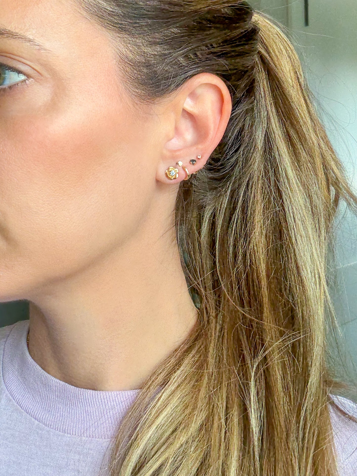 Vintage Rose Studs with Natural Aquamarine 14k Yellow Gold Earrings