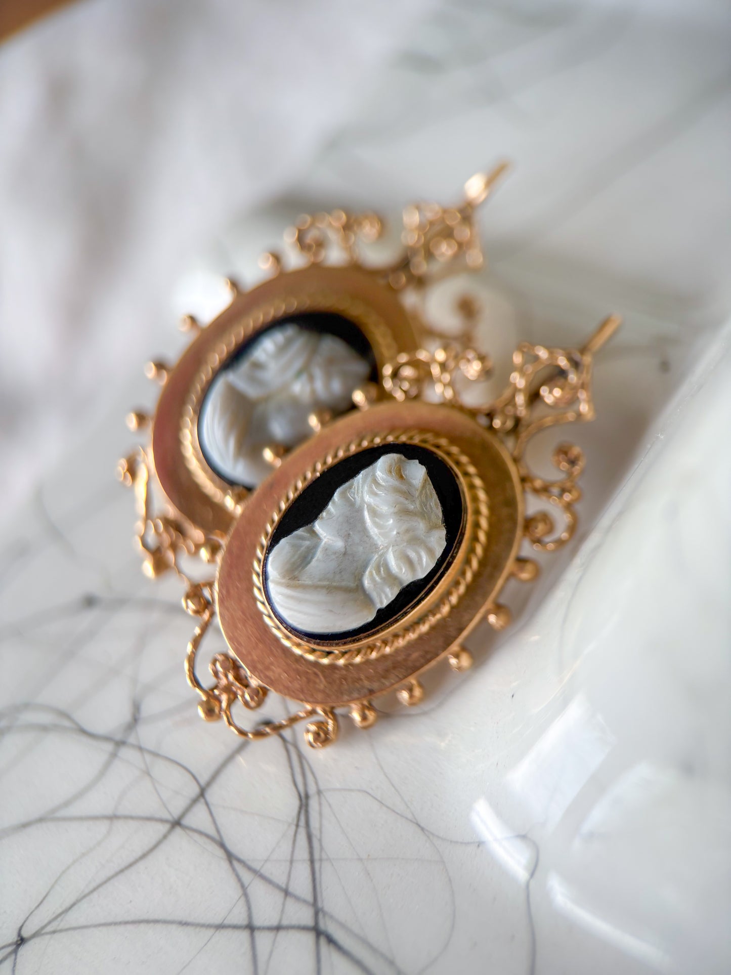 Vintage 14k Yellow Gold Cameo Earrings